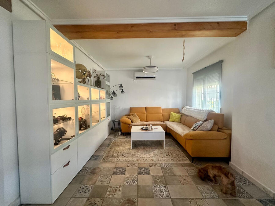 For sale - 3 Bedroom 2 Bathroom Villa in Algorfa - Inland  - Alicante