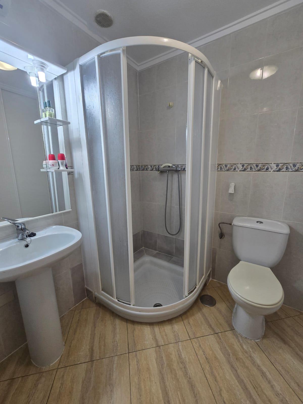For sale - 2 Bedroom 2 Bathroom Apartment in Torrevieja - Playa Del Cura  - Alicante
