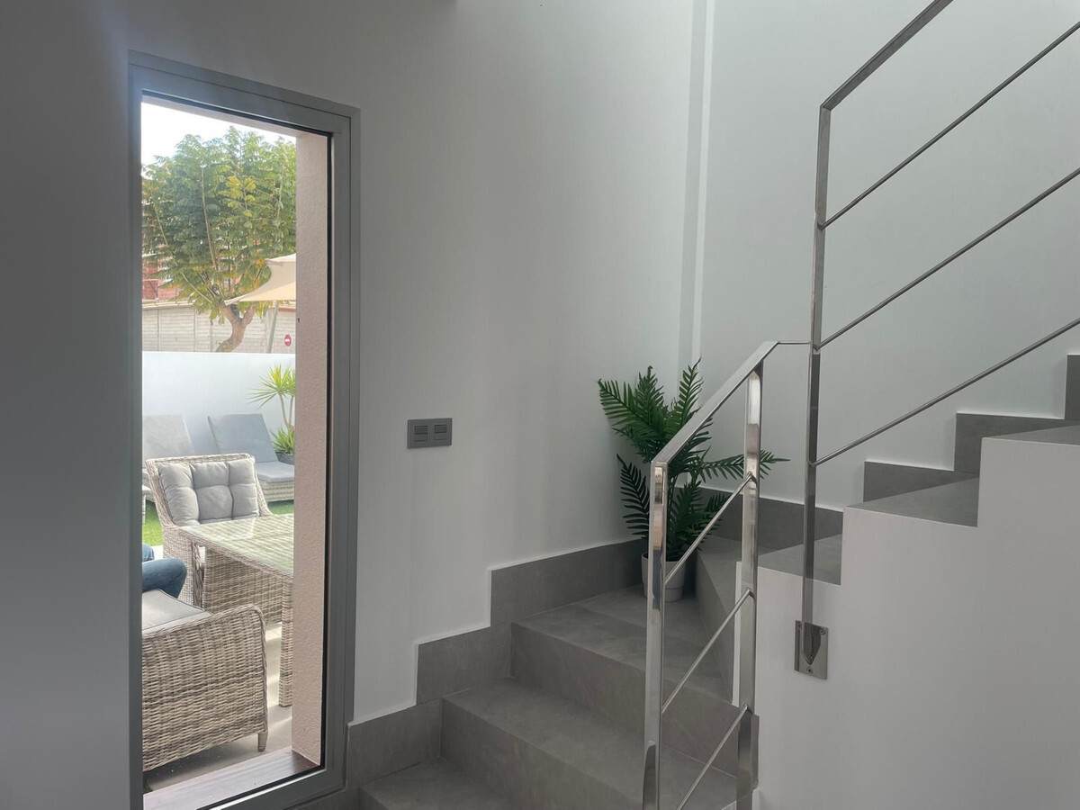 For sale - 3 Bedroom 3 Bathroom Villa in San Fulgencio - Costa Blanca  - Alicante