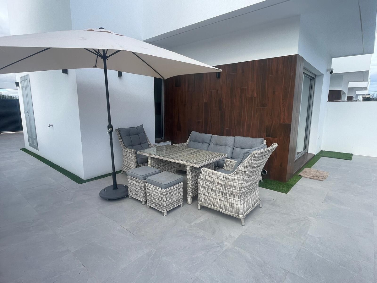 For sale - 3 Bedroom 3 Bathroom Villa in San Fulgencio - Costa Blanca  - Alicante