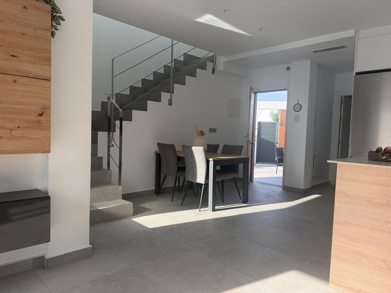 For sale - 3 Bedroom 3 Bathroom Villa in San Fulgencio - Costa Blanca  - Alicante