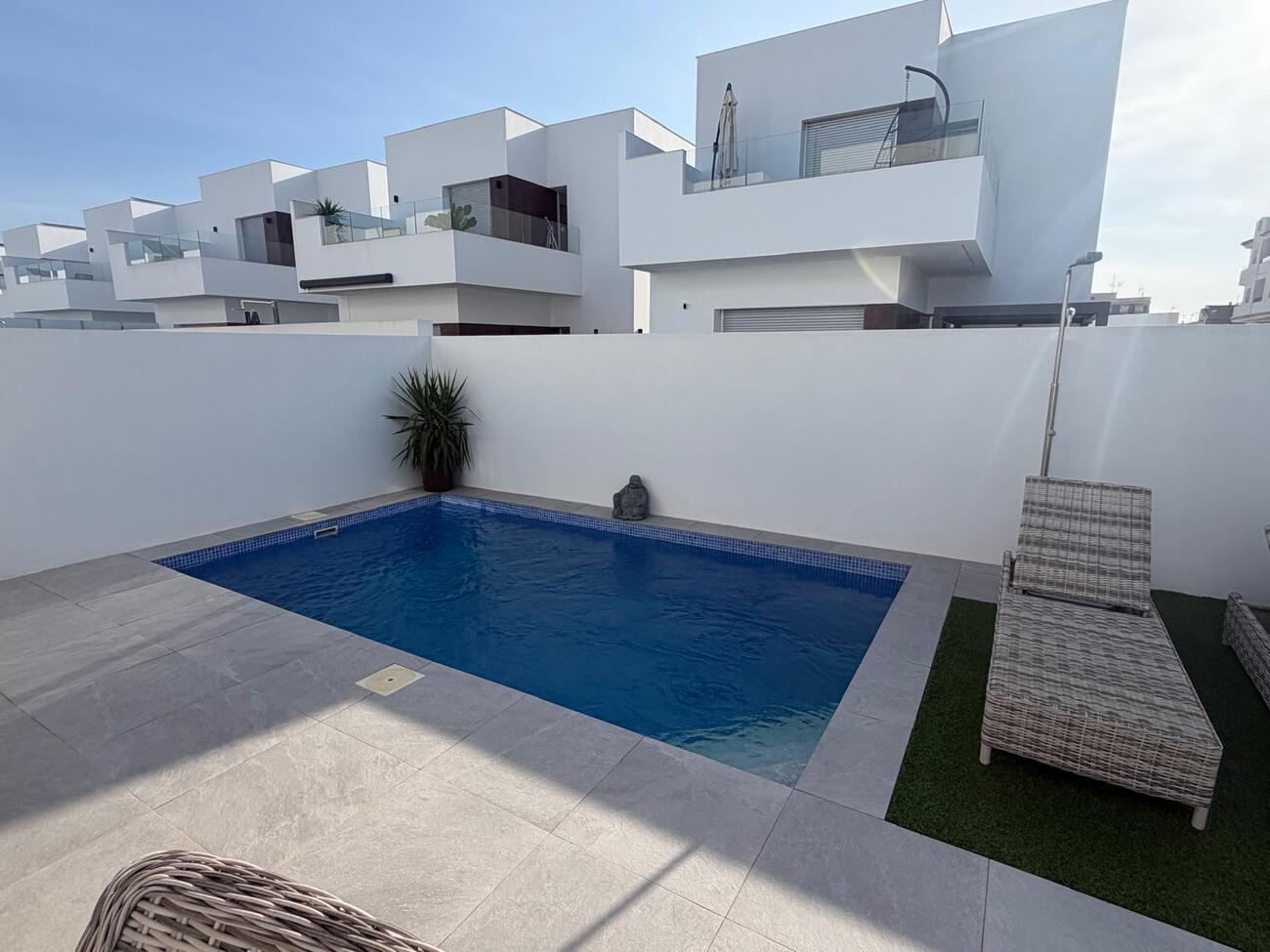 For sale - 3 Bedroom 3 Bathroom Villa in San Fulgencio - Costa Blanca  - Alicante