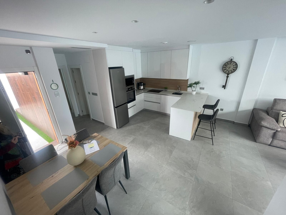 For sale - 3 Bedroom 3 Bathroom Villa in San Fulgencio - Costa Blanca  - Alicante