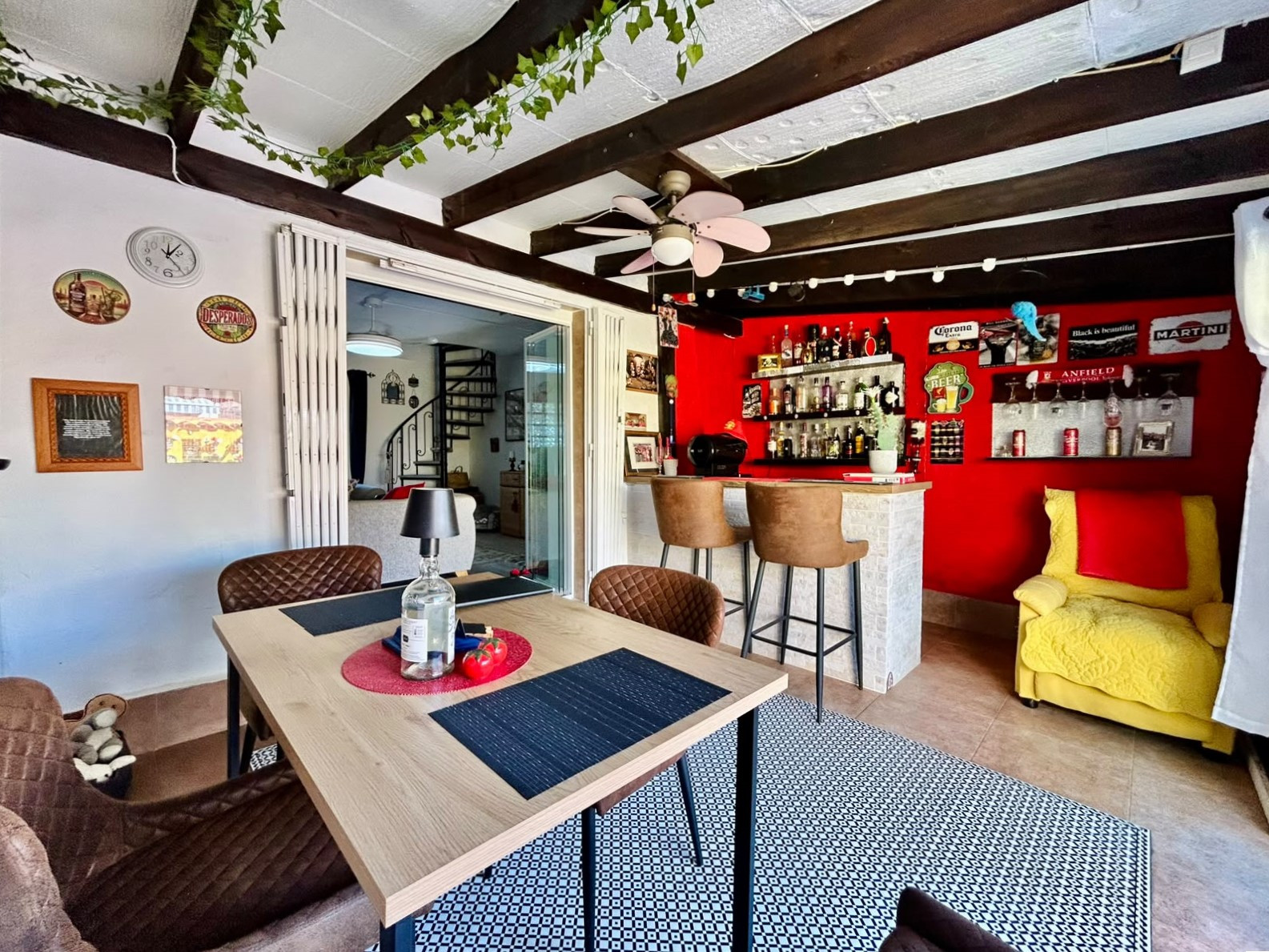 For sale - 3 Bedroom 1 Bathroom Town House in Torrevieja - Costa Blanca  - Alicante