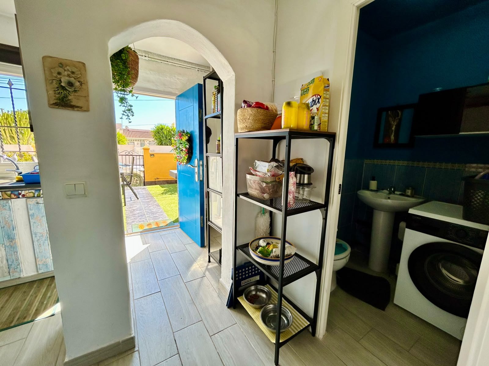 For sale - 3 Bedroom 1 Bathroom Town House in Torrevieja - Costa Blanca  - Alicante