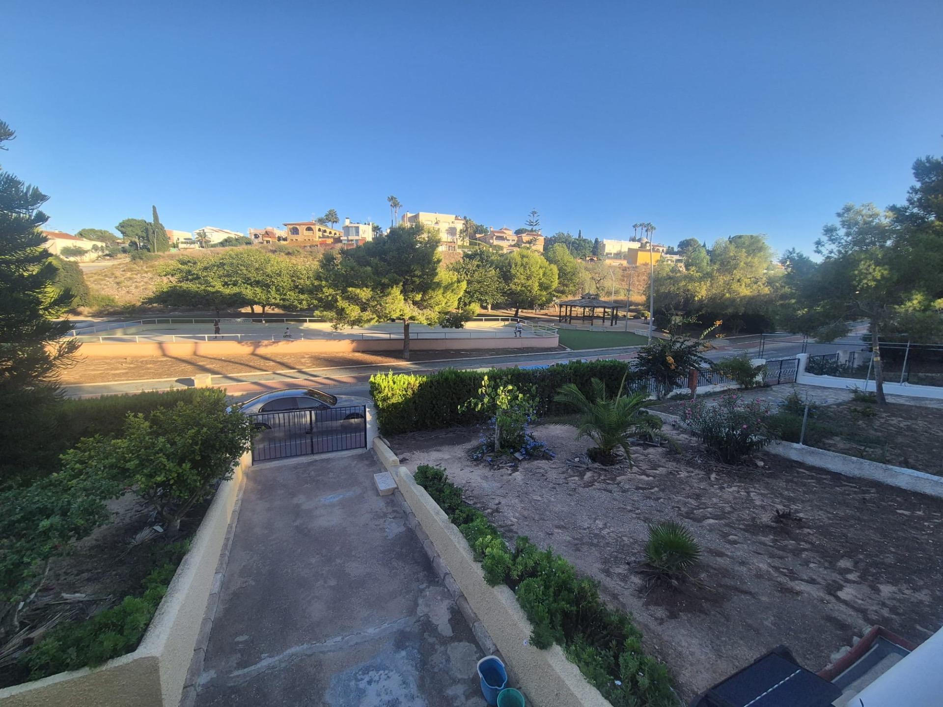 For sale - 3 Bedroom 2 Bathroom Villa in Torrevieja - Los Balcones - Los Altos Del Edén  - Alicante