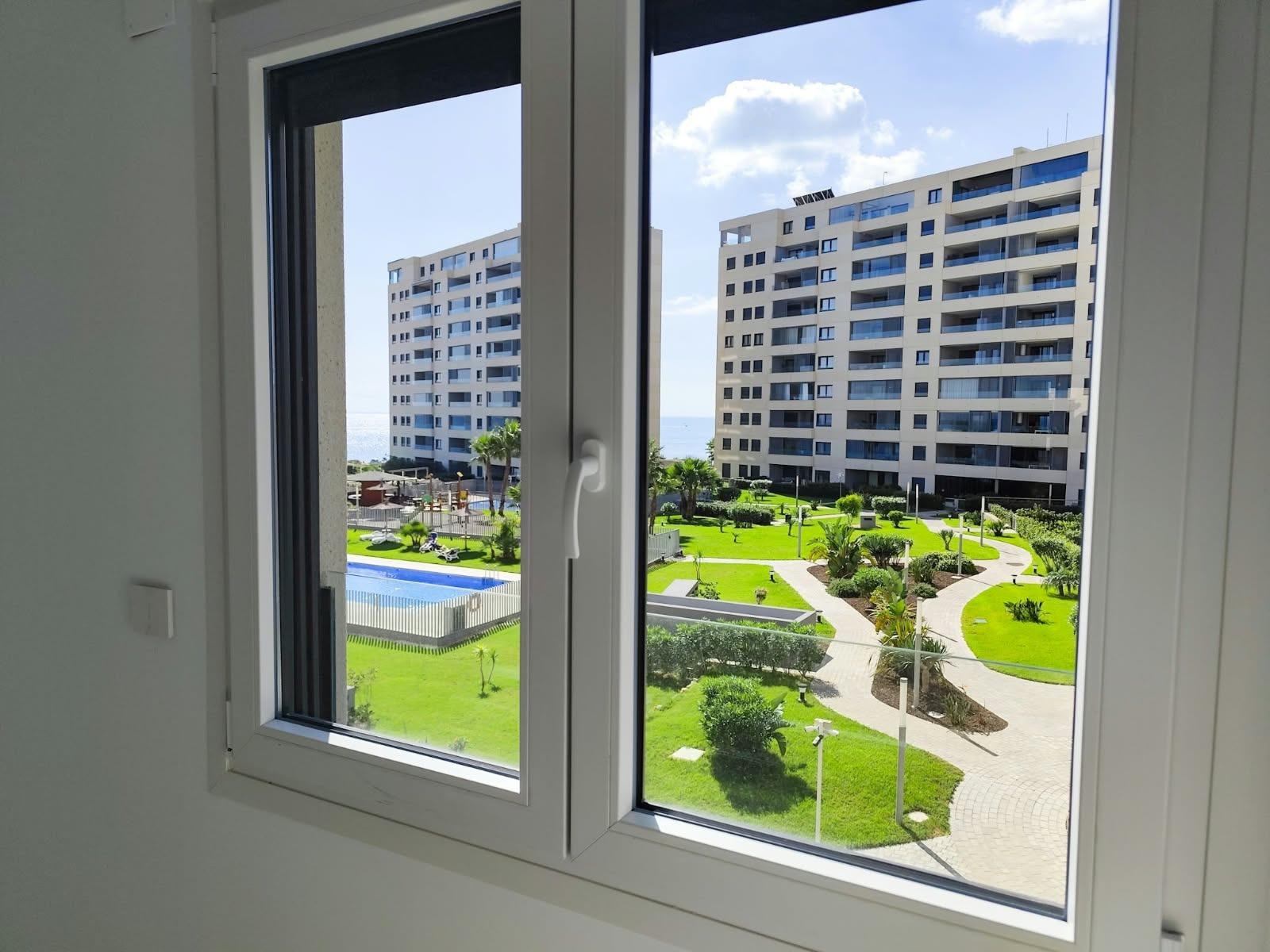 For sale - 3 Bedroom 2 Bathroom Apartment in Orihuela Costa - Punta Prima  - Alicante