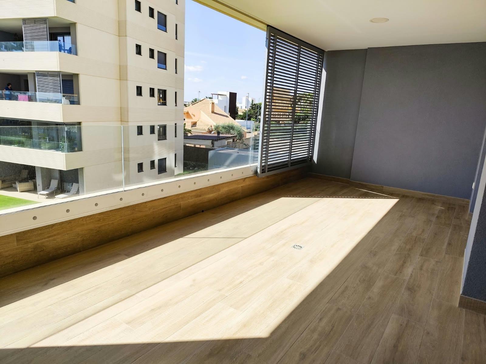For sale - 3 Bedroom 2 Bathroom Apartment in Orihuela Costa - Punta Prima  - Alicante