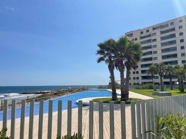 For sale - 3 Bedroom 2 Bathroom Apartment in Orihuela Costa - Punta Prima  - Alicante
