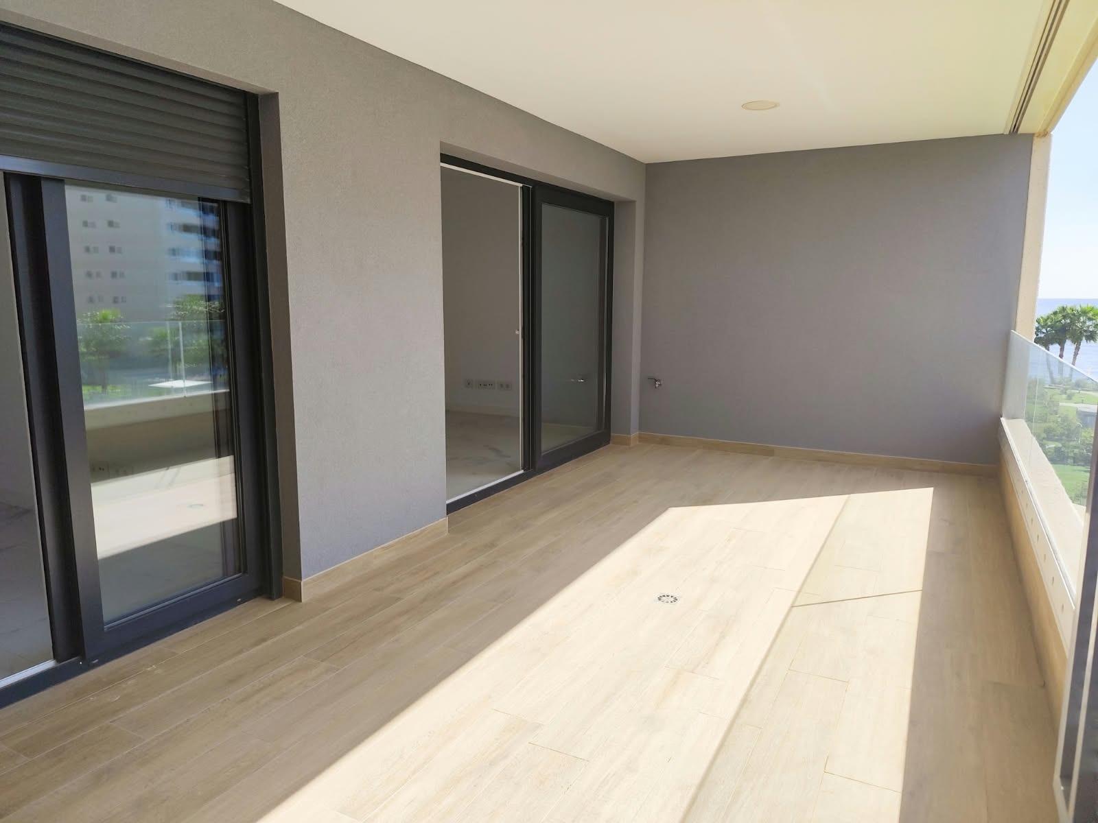 For sale - 3 Bedroom 2 Bathroom Apartment in Orihuela Costa - Punta Prima  - Alicante