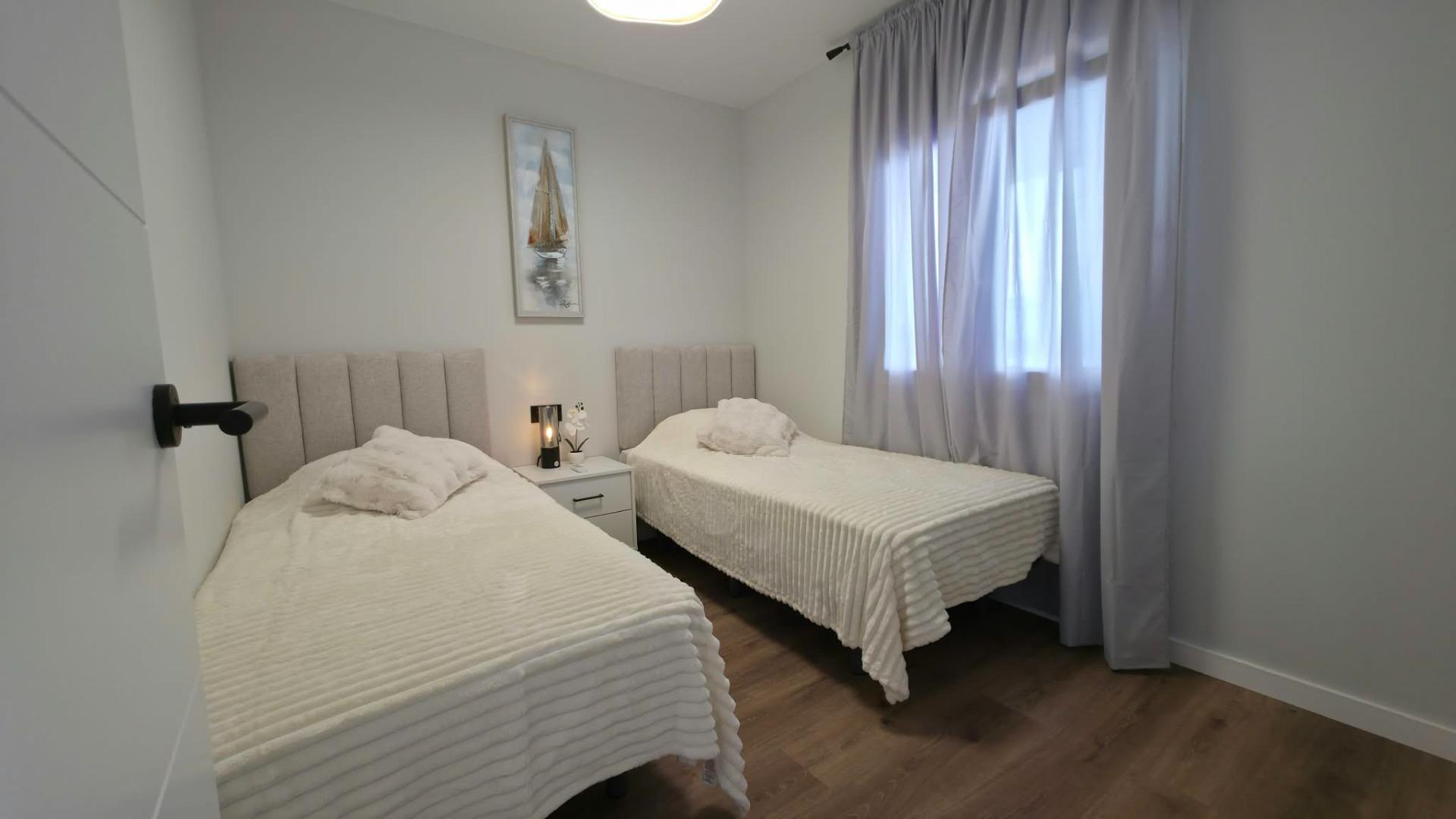 For sale - 2 Bedroom 1 Bathroom Bungalow in Torrevieja - Zona Los Frutales  - Alicante