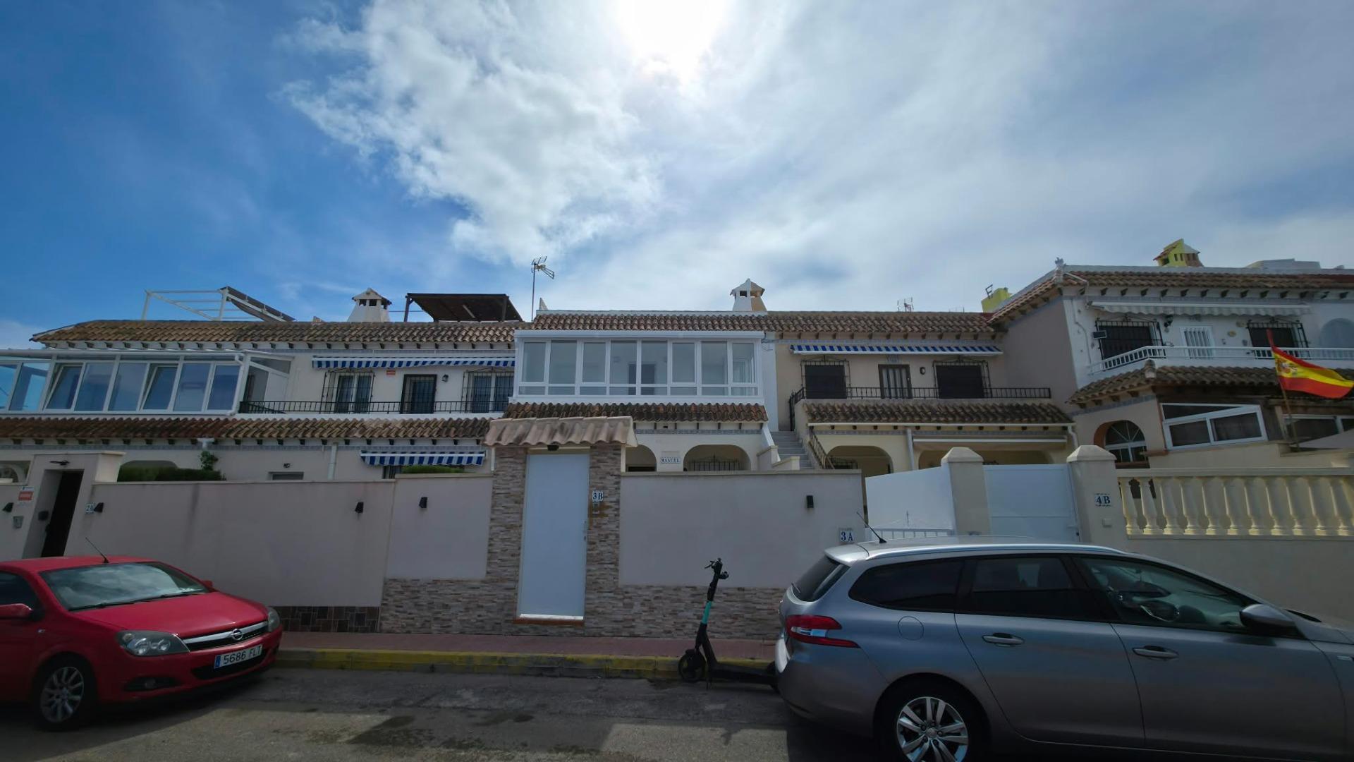 For sale - 2 Bedroom 1 Bathroom Bungalow in Torrevieja - Zona Los Frutales  - Alicante
