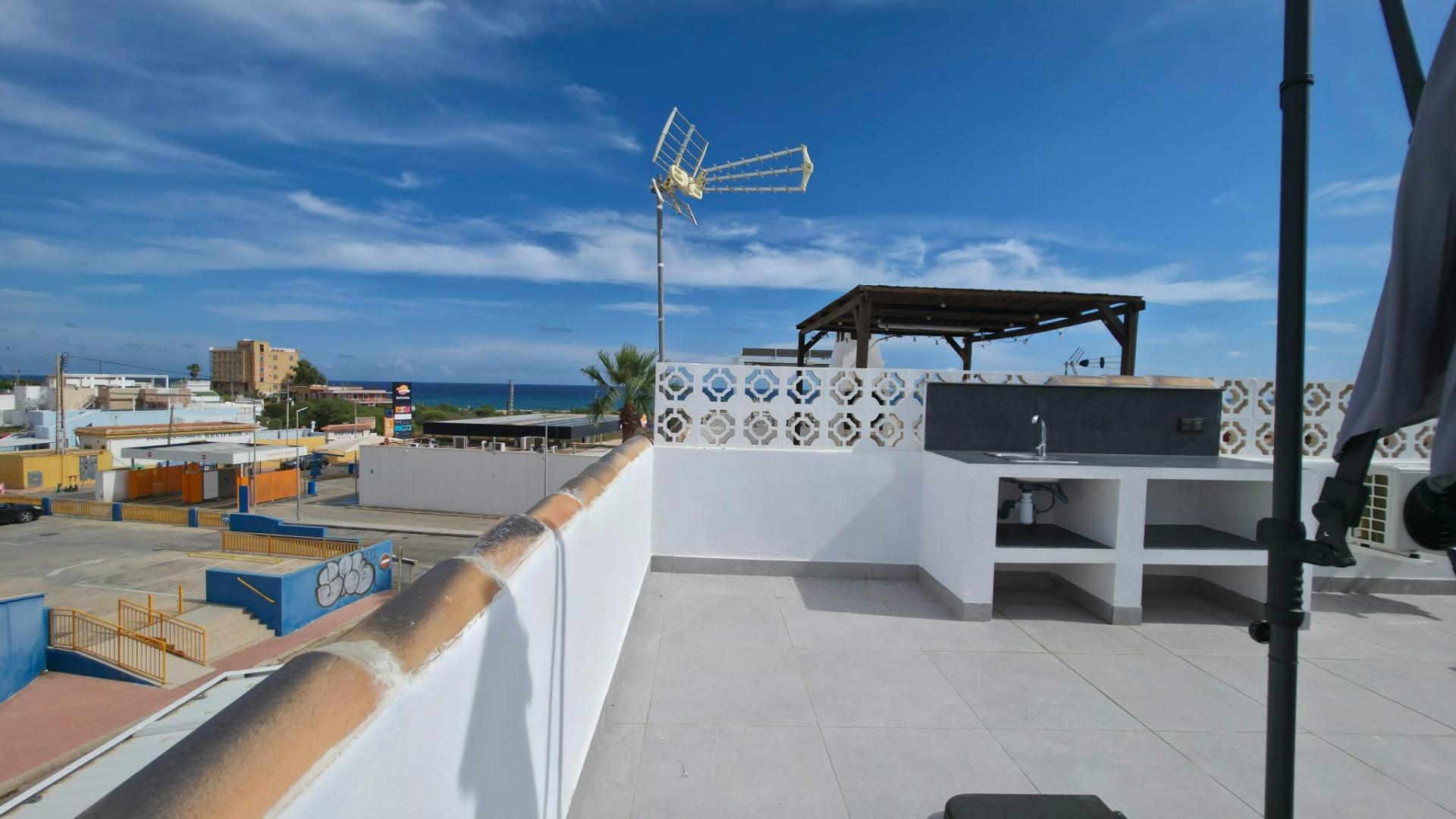 For sale - 2 Bedroom 1 Bathroom Bungalow in Torrevieja - Zona Los Frutales  - Alicante