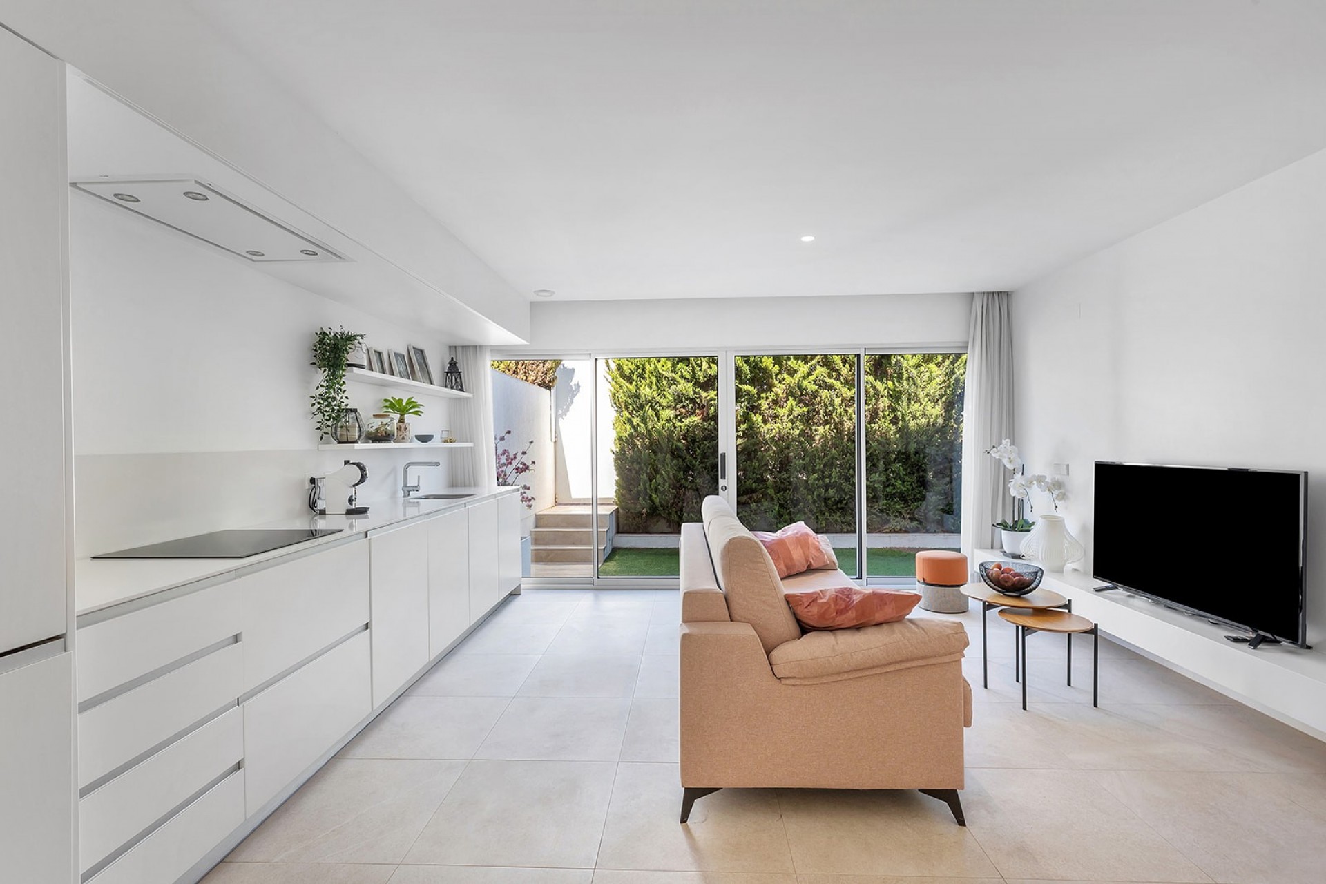 For sale - 2 Bedroom 2 Bathroom Apartment in Torrevieja - Costa Blanca  - Alicante
