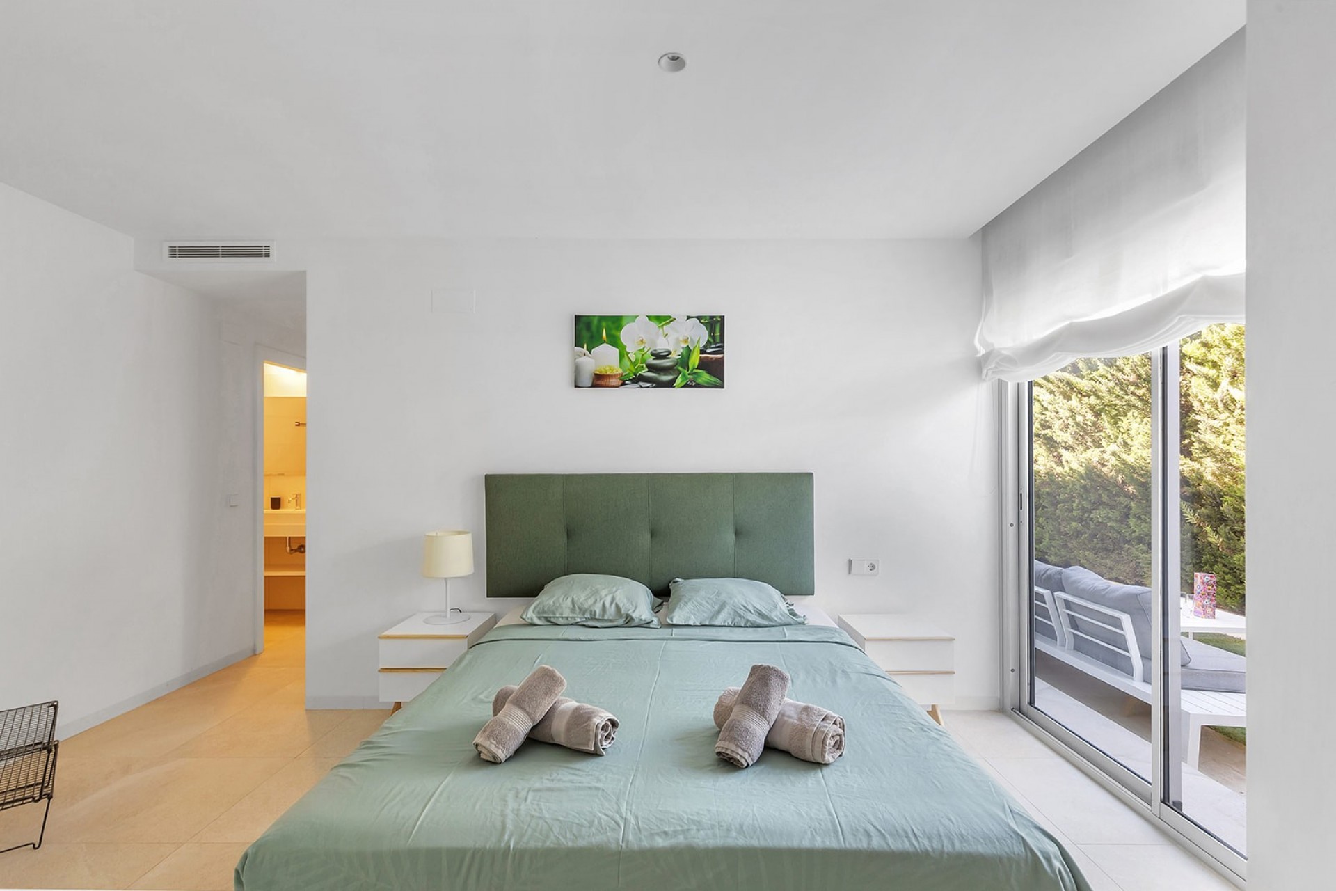 For sale - 2 Bedroom 2 Bathroom Apartment in Torrevieja - Costa Blanca  - Alicante