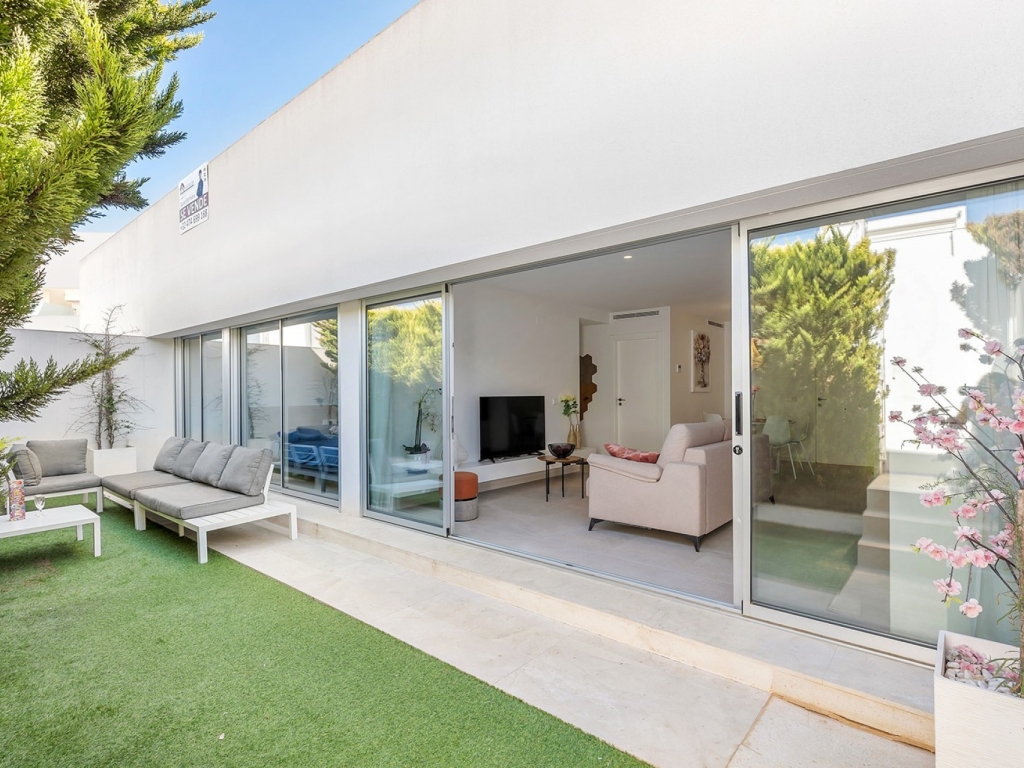 2 Bedroom 2 Bathroom Apartment in Torrevieja