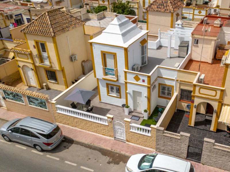 House in Torrevieja - view 1