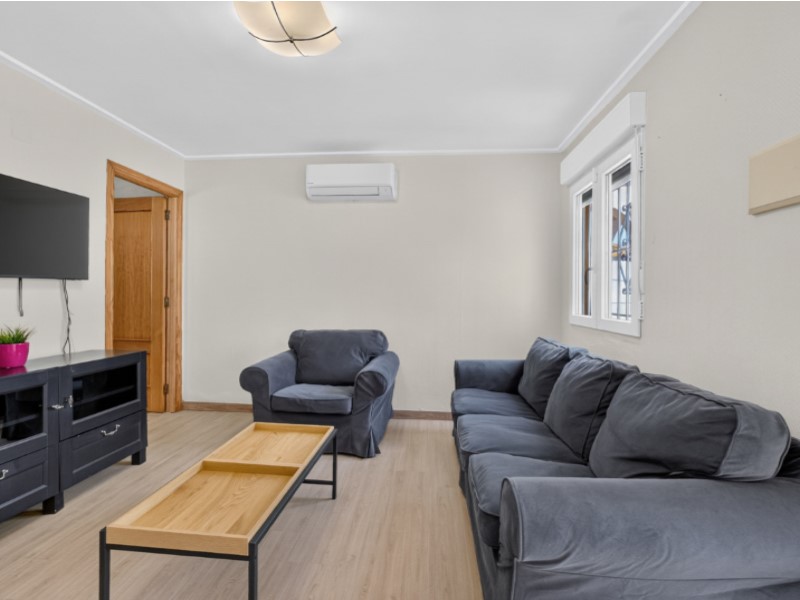 House in Torrevieja - Image 3