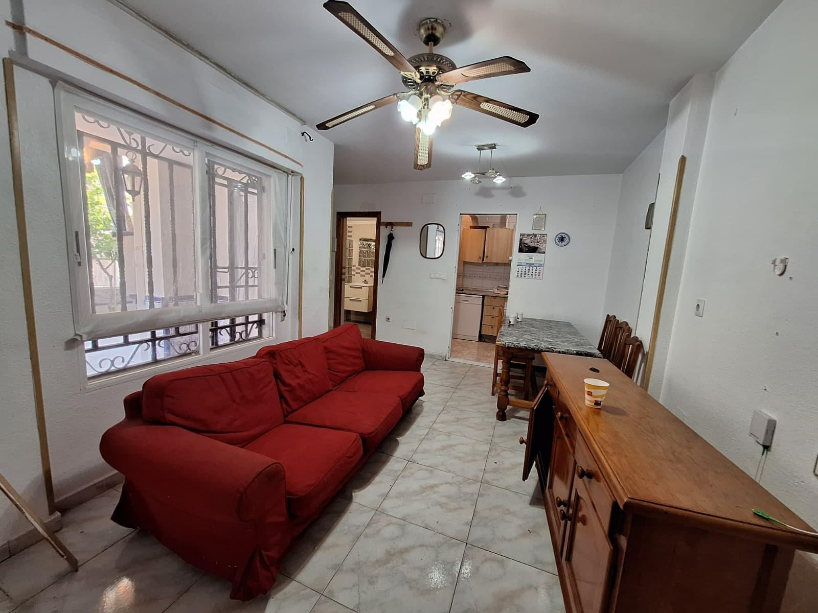 For sale - 5 Bedroom 3 Bathroom Quad House in Torrevieja - Carrefour  - Alicante
