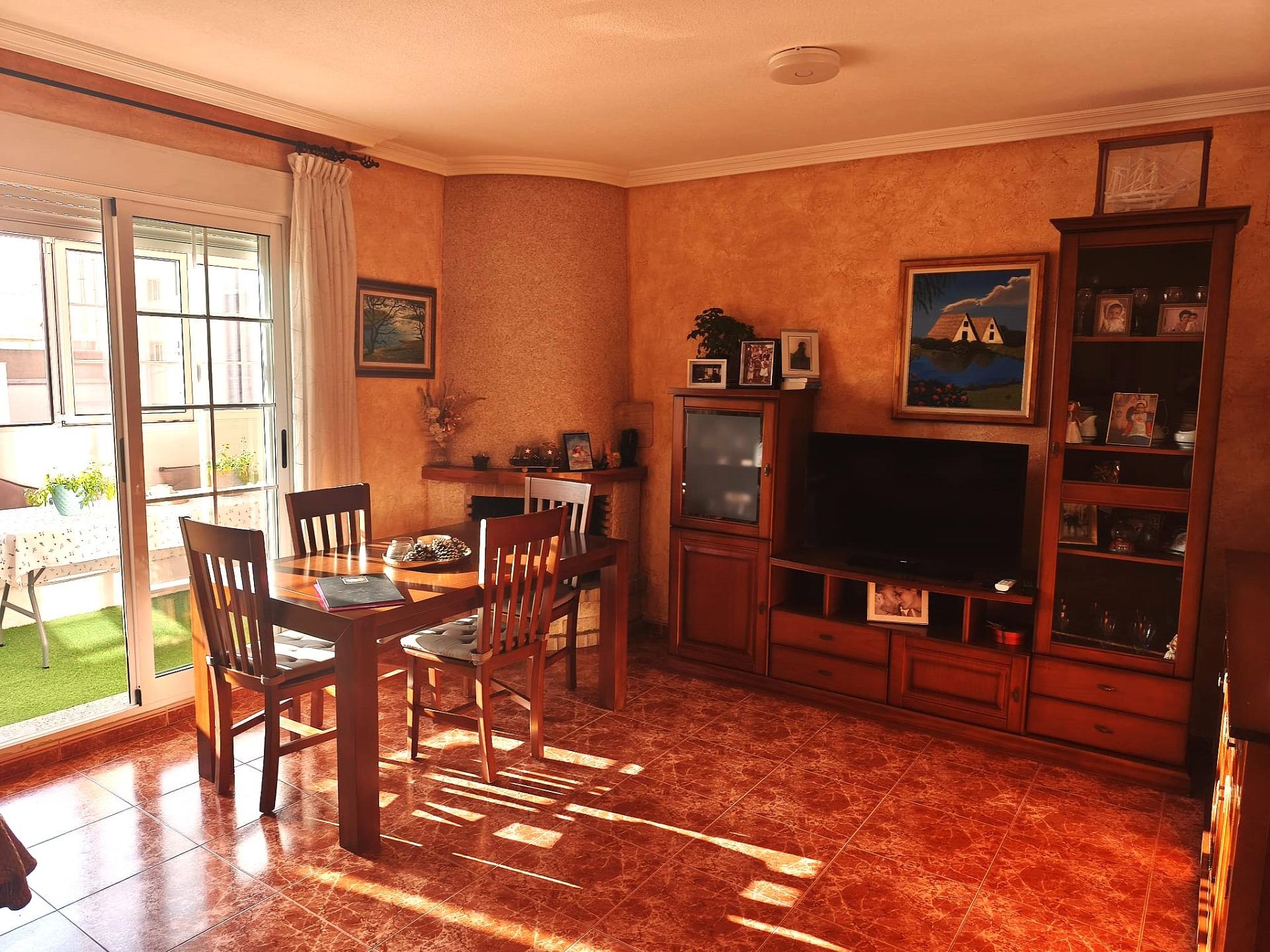 For sale - 2 Bedroom 2 Bathroom Apartment in Torrevieja - Centro  - Alicante