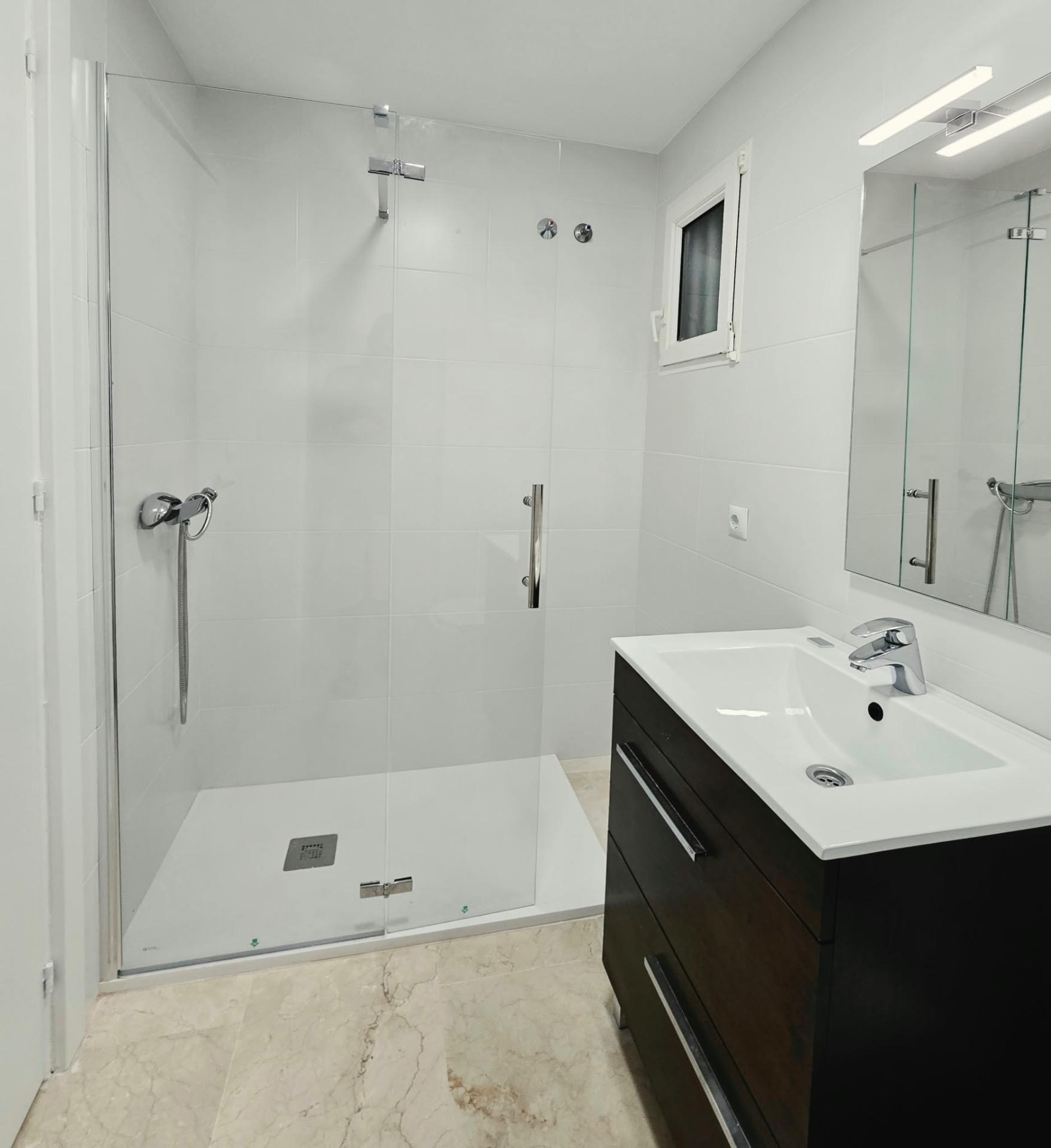 For sale - 2 Bedroom 1 Bathroom Apartment in Orihuela Costa - Altos De Campoamor  - Alicante