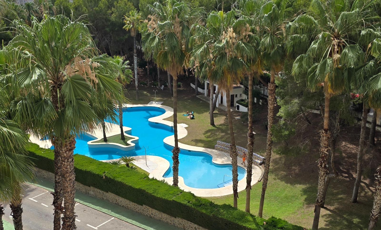 For sale - 2 Bedroom 1 Bathroom Apartment in Orihuela Costa - Altos De Campoamor  - Alicante