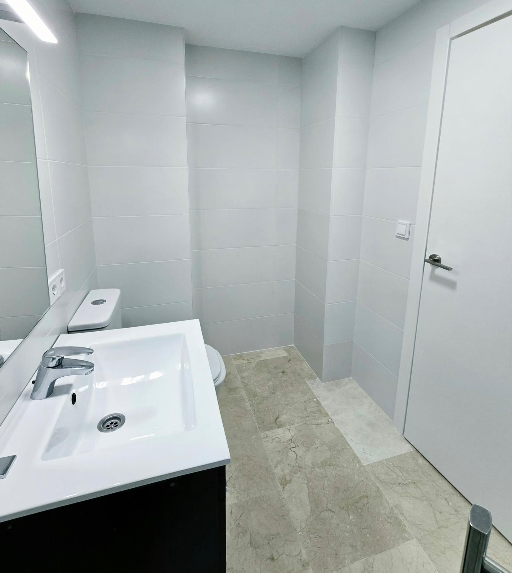 For sale - 2 Bedroom 1 Bathroom Apartment in Orihuela Costa - Altos De Campoamor  - Alicante