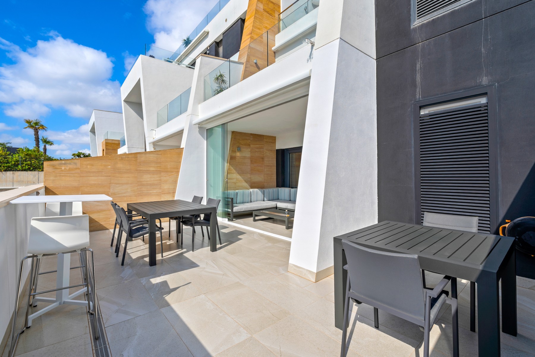 For sale - 2 Bedroom 2 Bathroom Apartment in Villamartin - Costa Blanca  - Alicante
