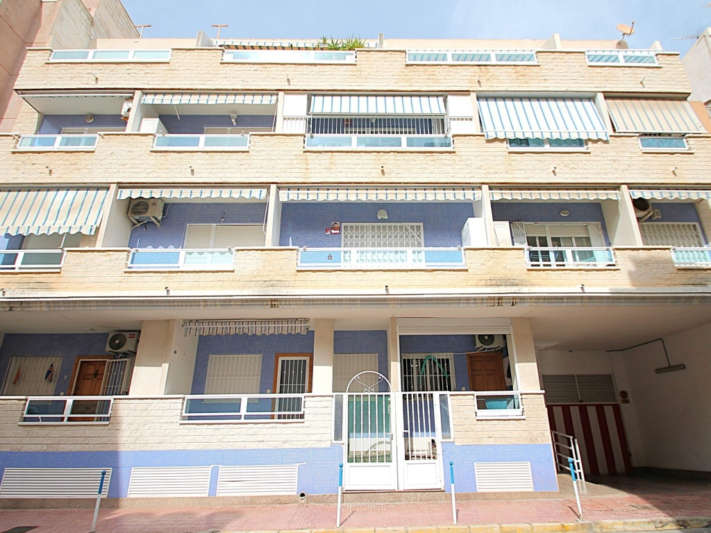 3 Bedroom 2 Bathroom Apartment in Torrevieja