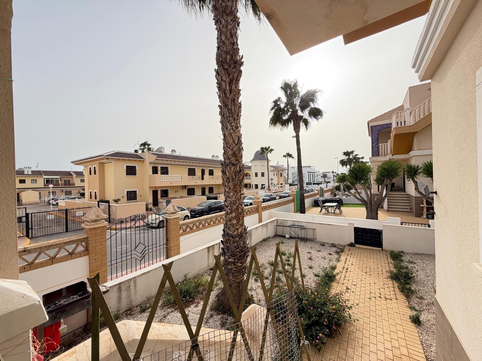 For sale - 2 Bedroom 1 Bathroom Bungalow in Ciudad Quesada - Doña Pepa  - Alicante