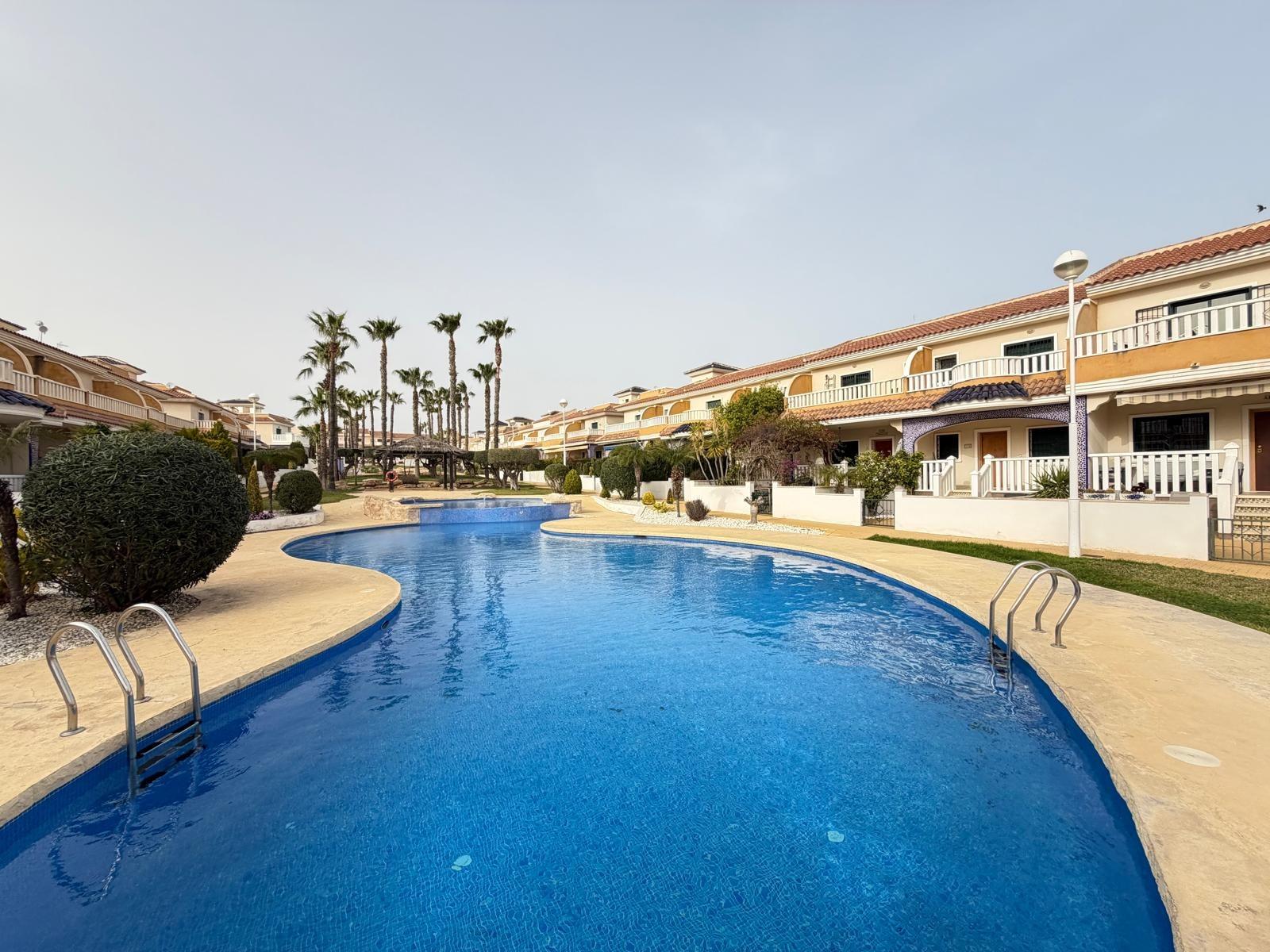 For sale - 2 Bedroom 1 Bathroom Bungalow in Ciudad Quesada - Doña Pepa  - Alicante