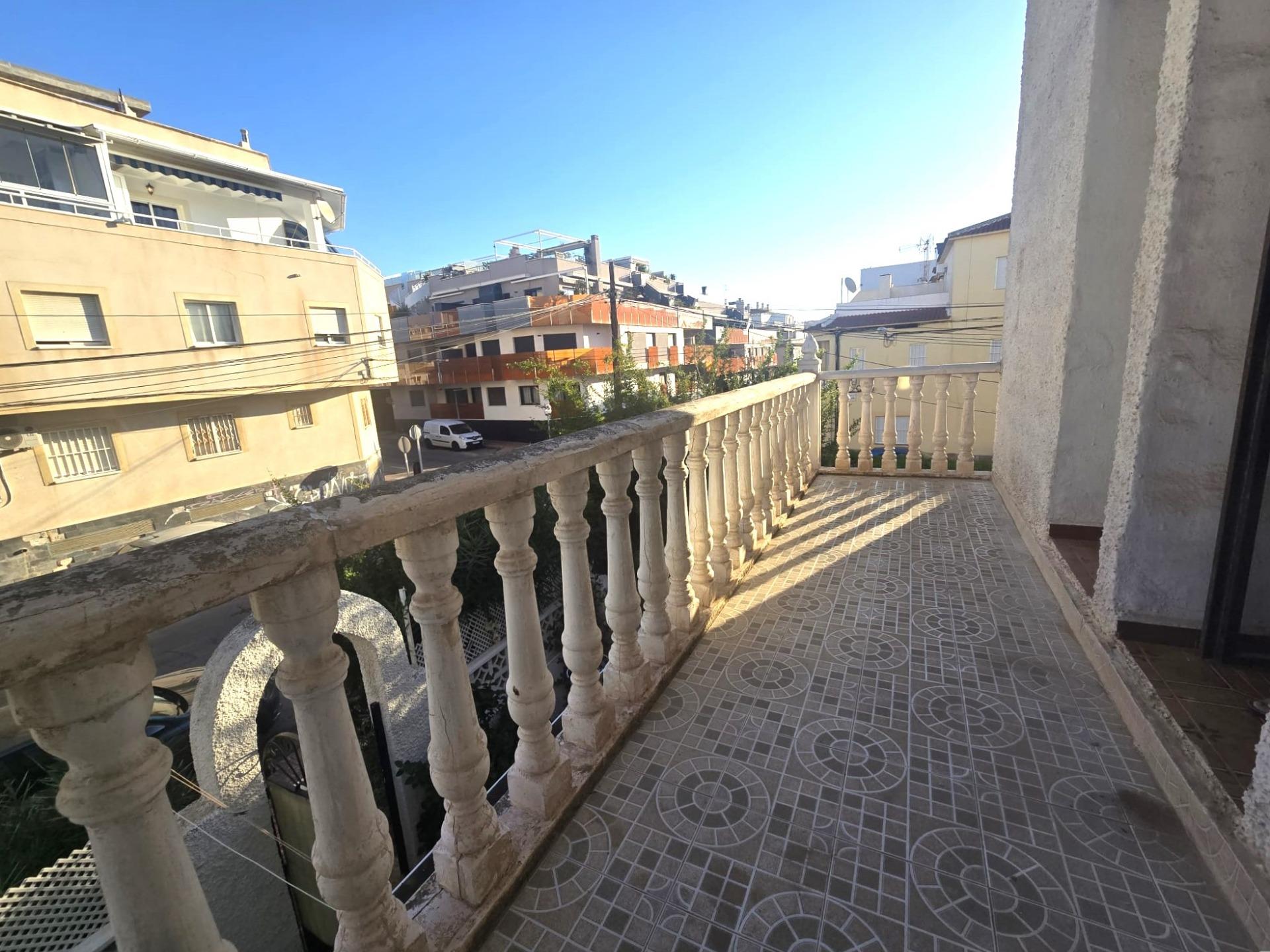 For sale - 2 Bedroom 1 Bathroom Duplex in Torrevieja - Habaneras  - Alicante
