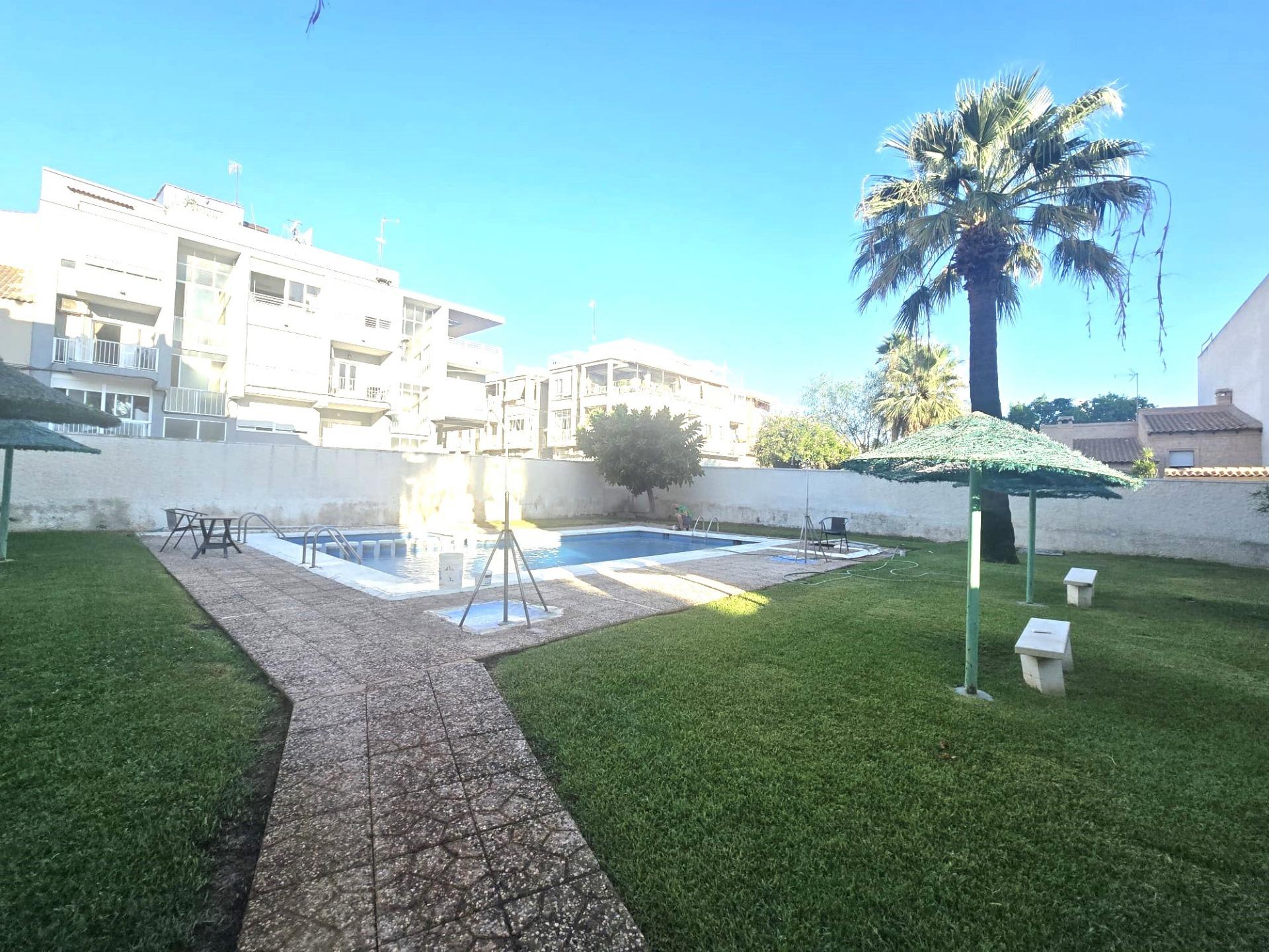For sale - 2 Bedroom 1 Bathroom Duplex in Torrevieja - Habaneras  - Alicante
