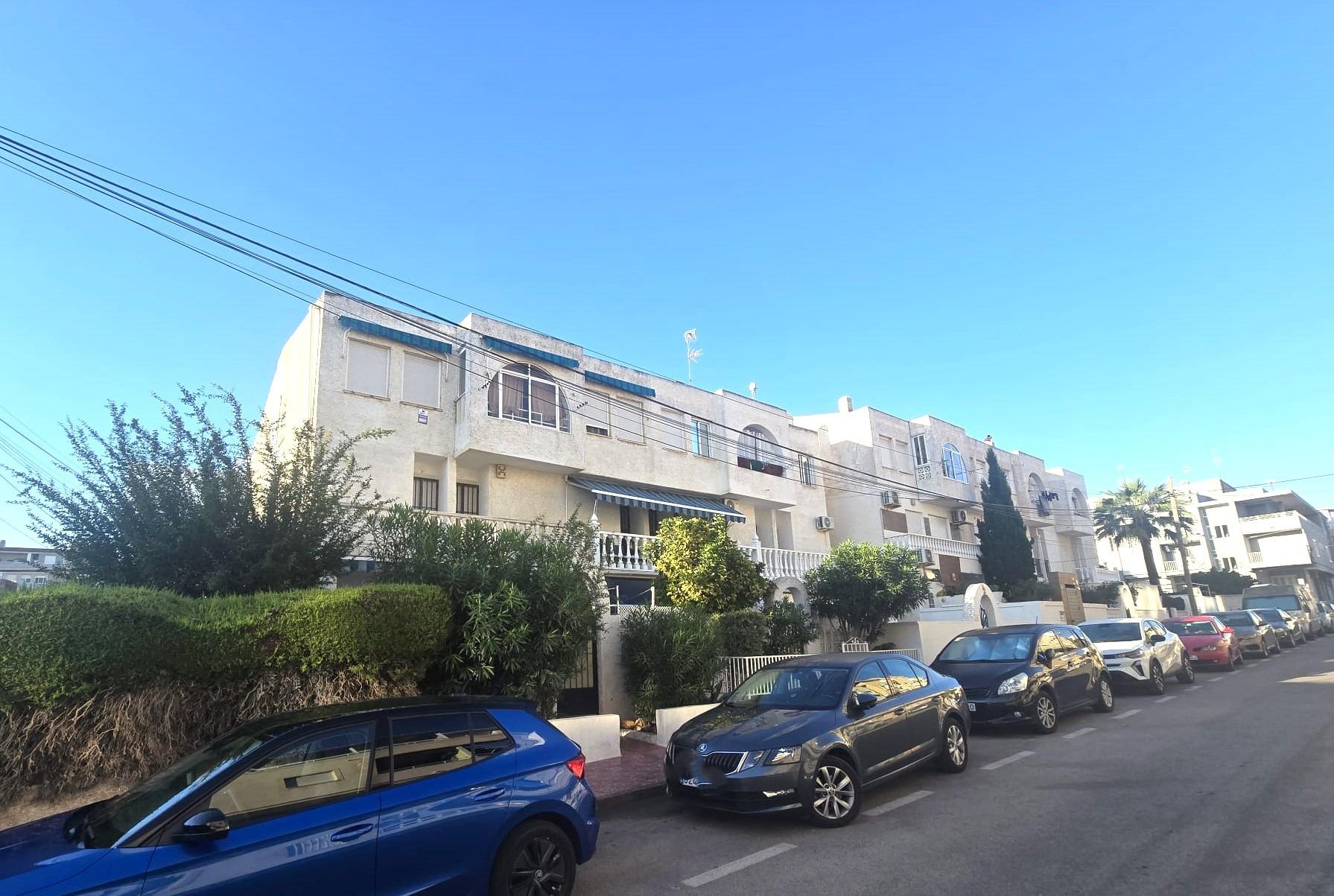 For sale - 2 Bedroom 1 Bathroom Duplex in Torrevieja - Habaneras  - Alicante