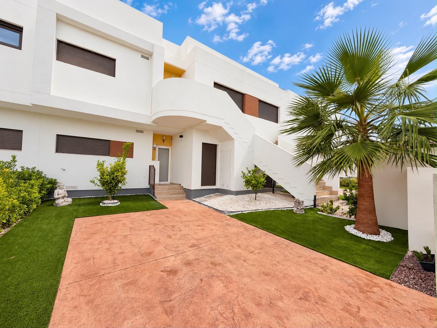For sale - 2 Bedroom 2 Bathroom Bungalow in Orihuela - Desamparados-hurchillo-torremendo  - Alicante