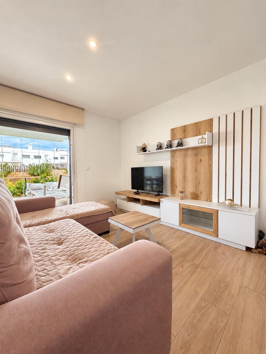 For sale - 2 Bedroom 2 Bathroom Bungalow in Orihuela - Desamparados-hurchillo-torremendo  - Alicante
