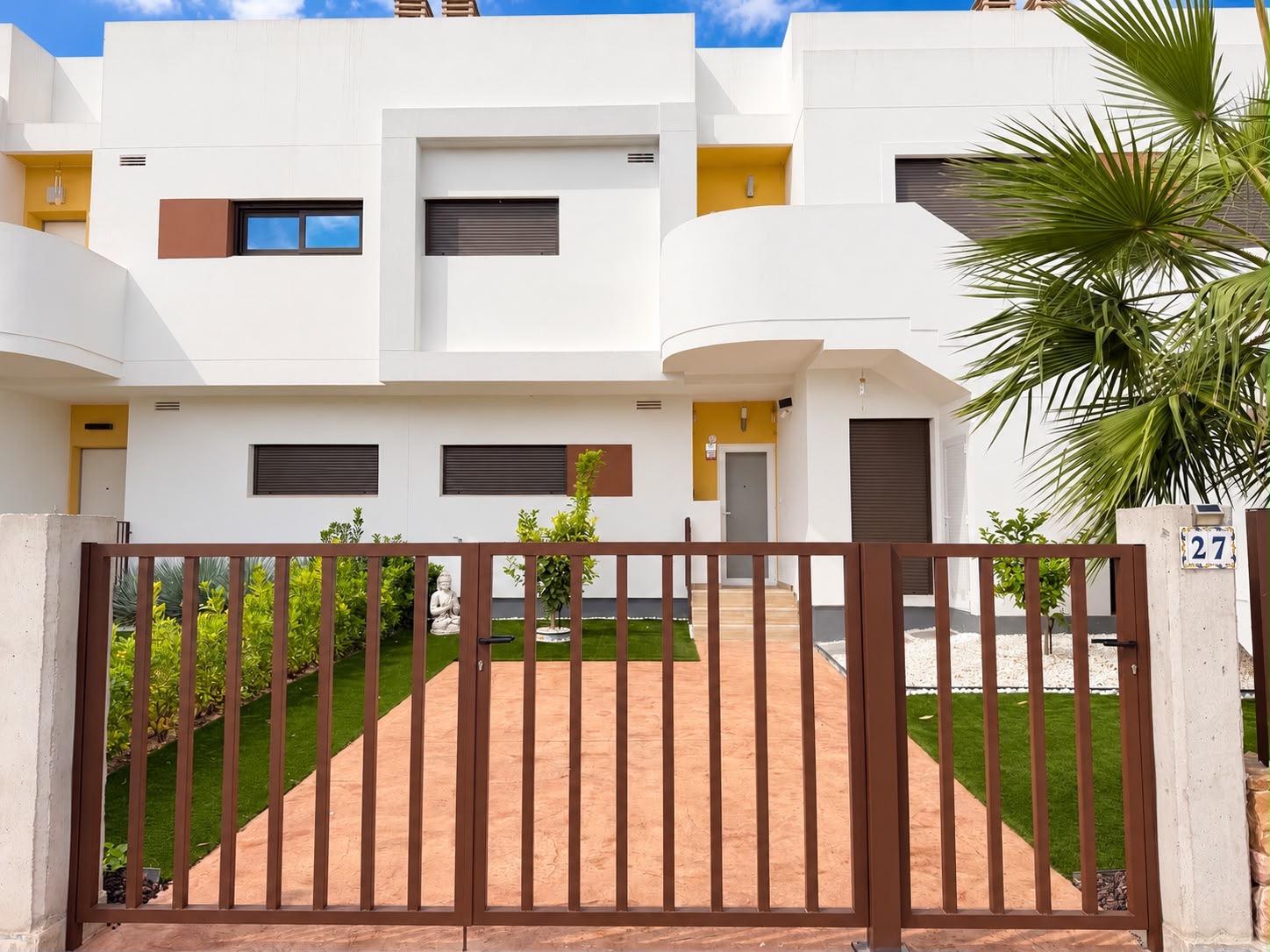 For sale - 2 Bedroom 2 Bathroom Bungalow in Orihuela - Desamparados-hurchillo-torremendo  - Alicante