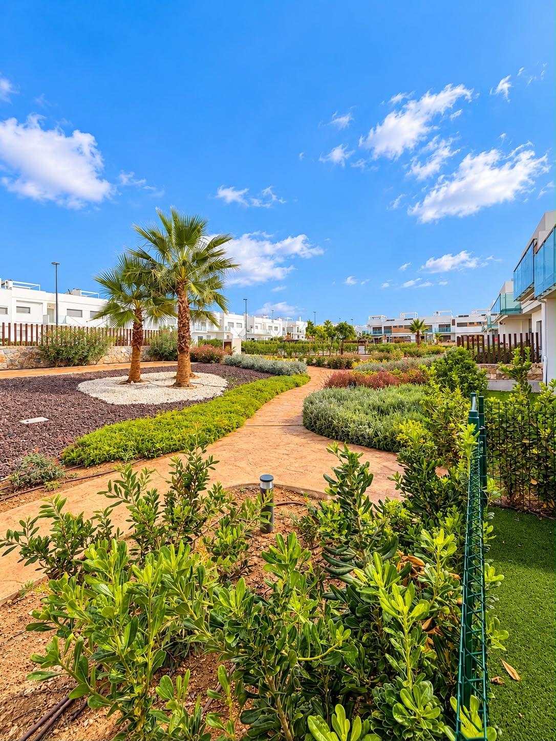 For sale - 2 Bedroom 2 Bathroom Bungalow in Orihuela - Desamparados-hurchillo-torremendo  - Alicante
