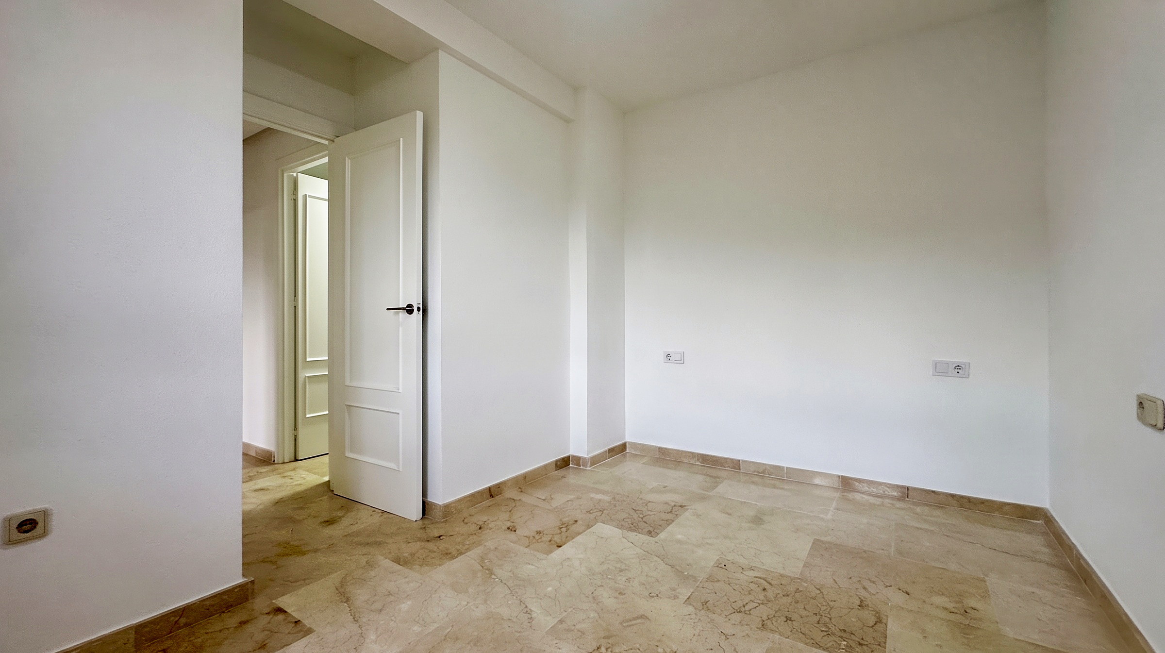For sale - 2 Bedroom 1 Bathroom Apartment in Orihuela Costa - Costa Blanca  - Alicante