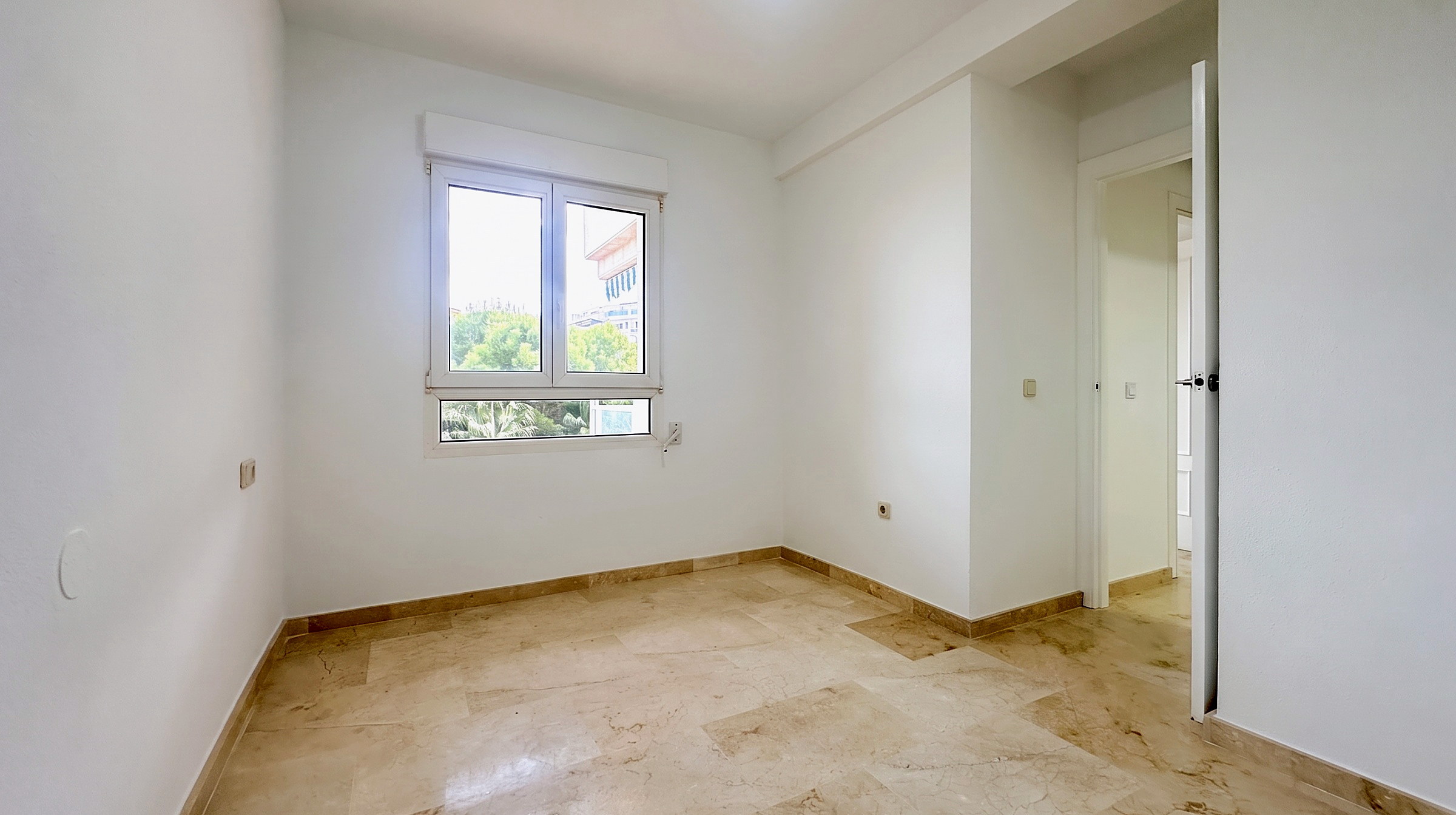 For sale - 2 Bedroom 1 Bathroom Apartment in Orihuela Costa - Costa Blanca  - Alicante