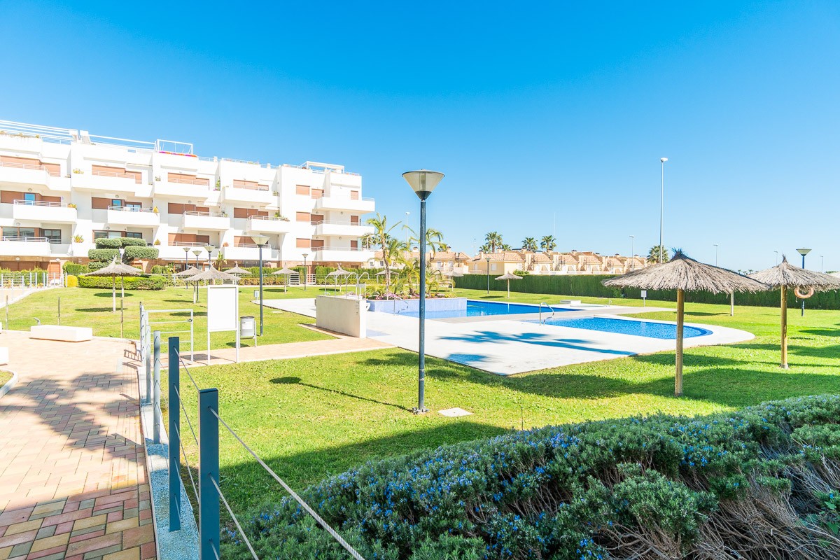 For sale - 2 Bedroom 2 Bathroom Apartment in Orihuela Costa - Costa Blanca  - Alicante