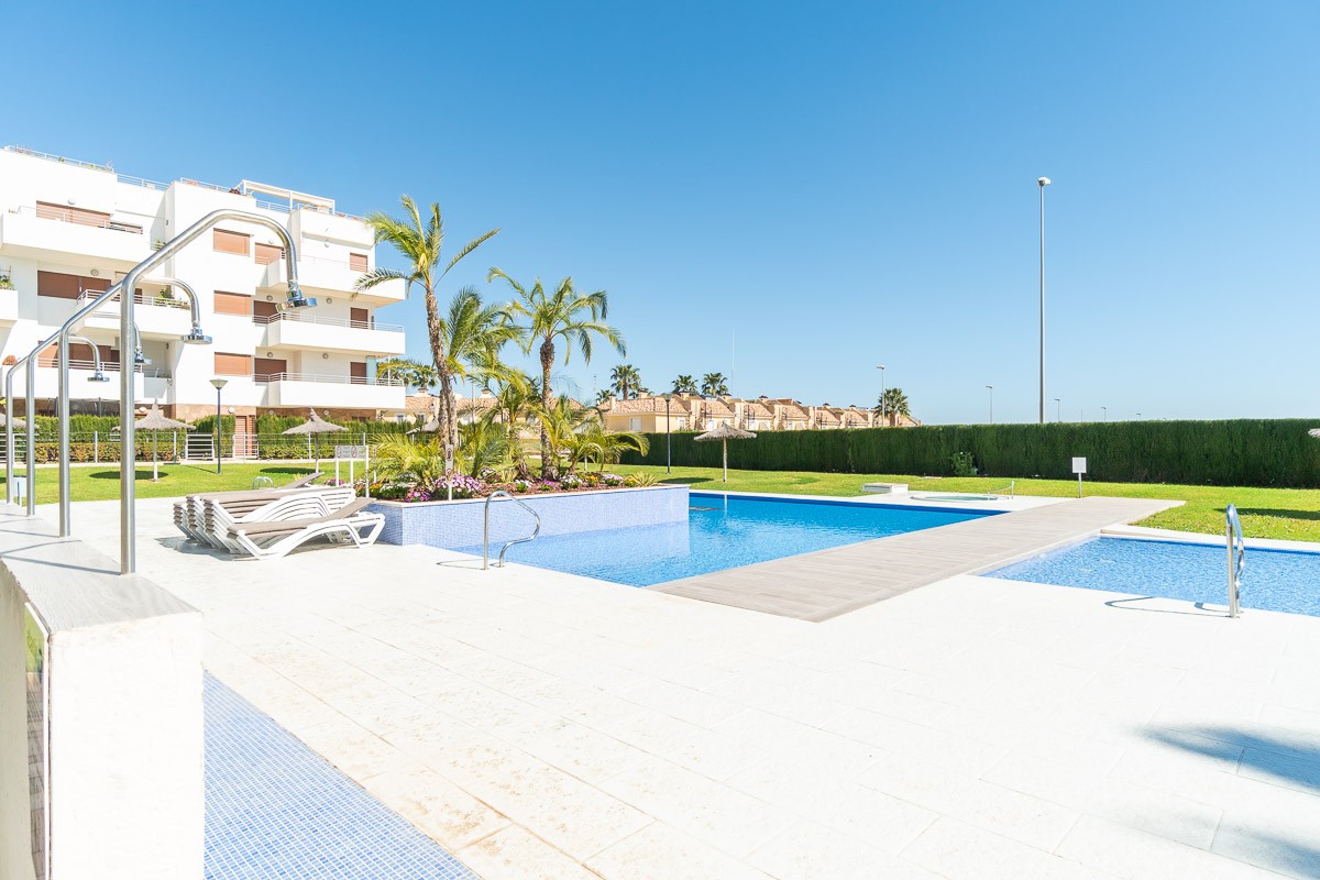 For sale - 2 Bedroom 2 Bathroom Apartment in Orihuela Costa - Costa Blanca  - Alicante