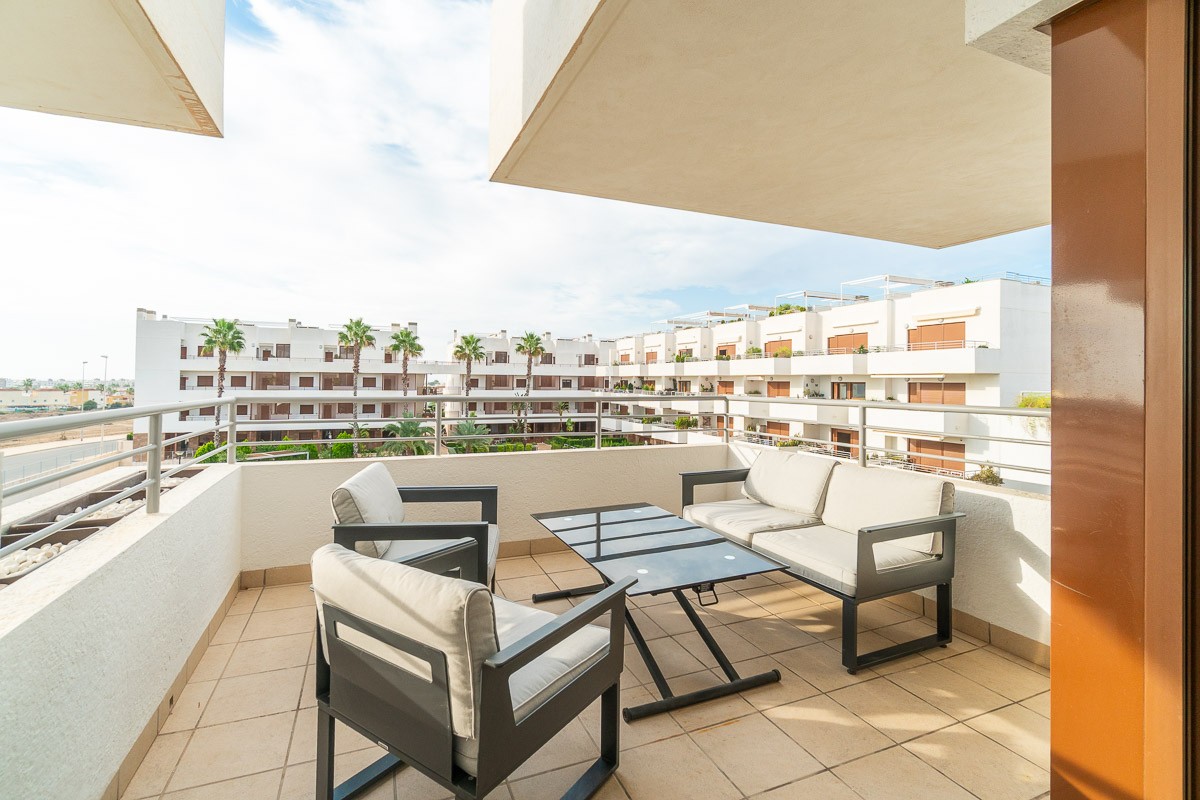 For sale - 2 Bedroom 2 Bathroom Apartment in Orihuela Costa - Costa Blanca  - Alicante