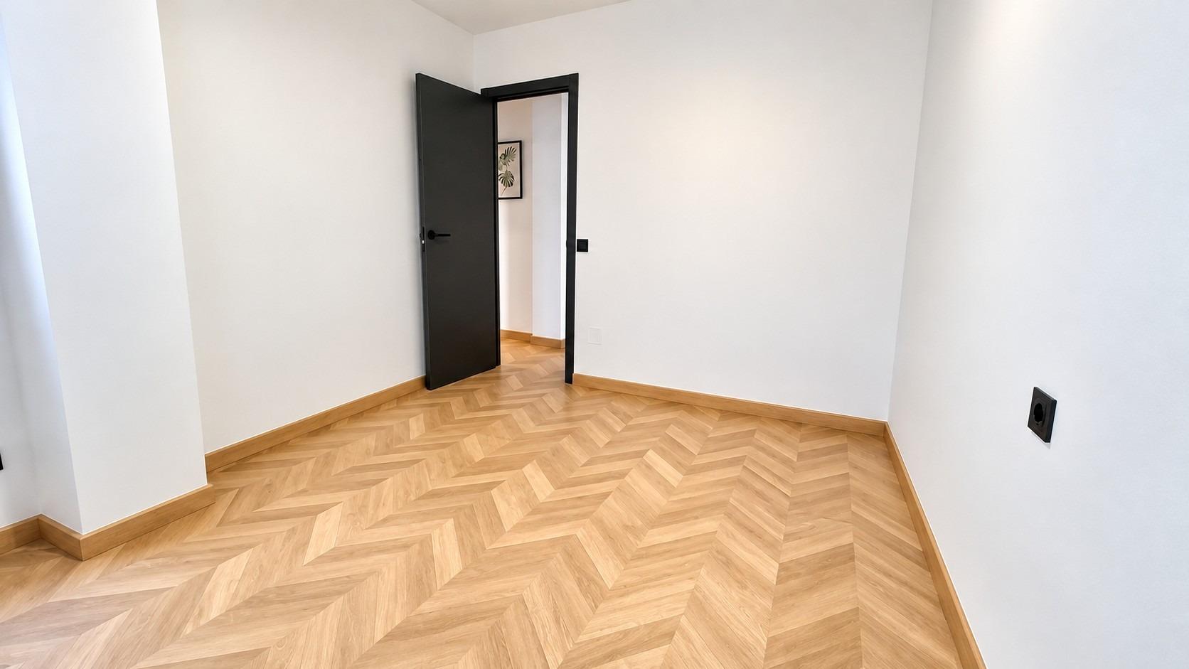 For sale - 3 Bedroom 1 Bathroom Apartment in Torrevieja - Playa Del Cura  - Alicante