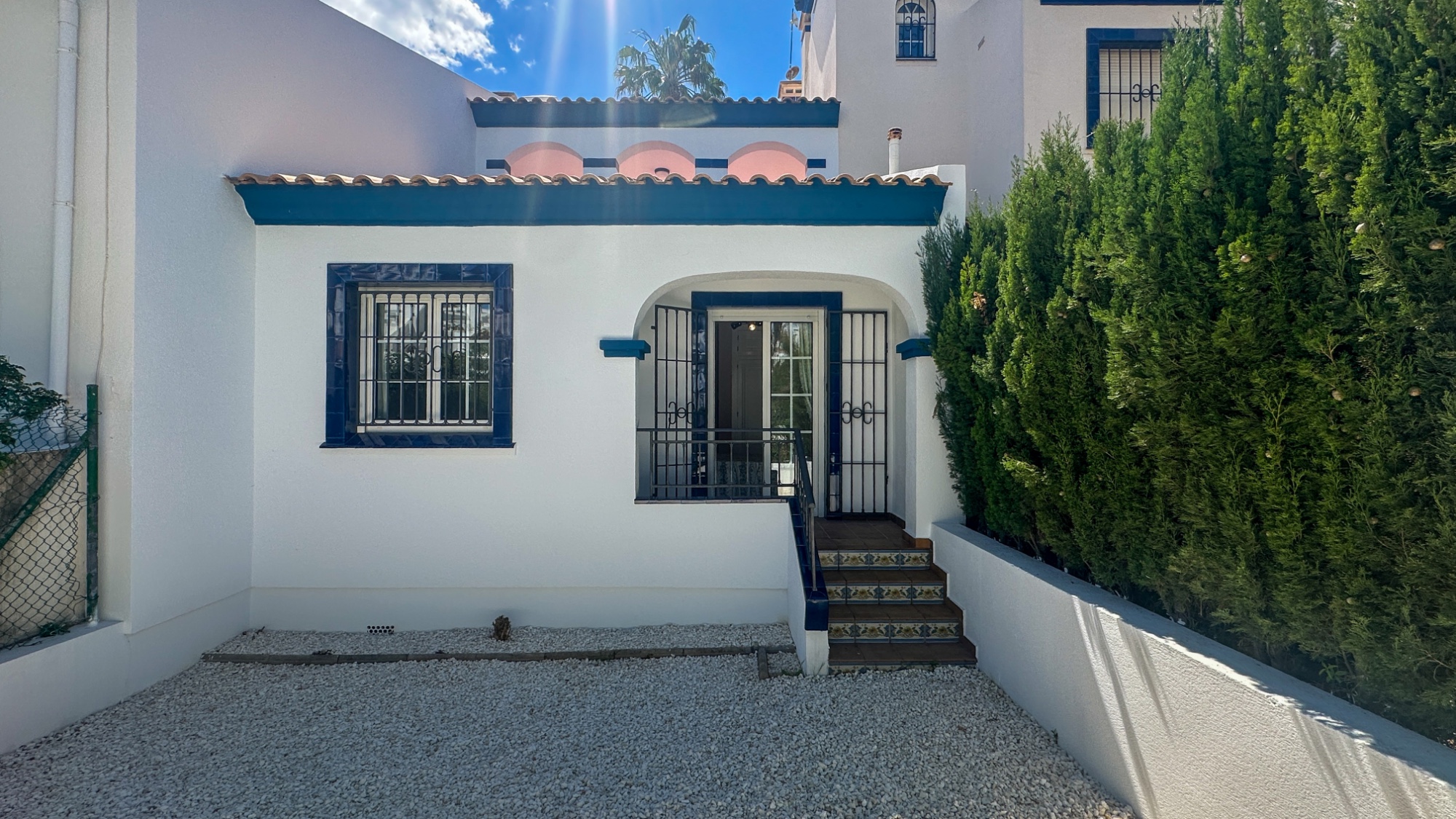 For sale - 2 Bedroom 1 Bathroom Town House in Villamartin - Costa Blanca  - Alicante