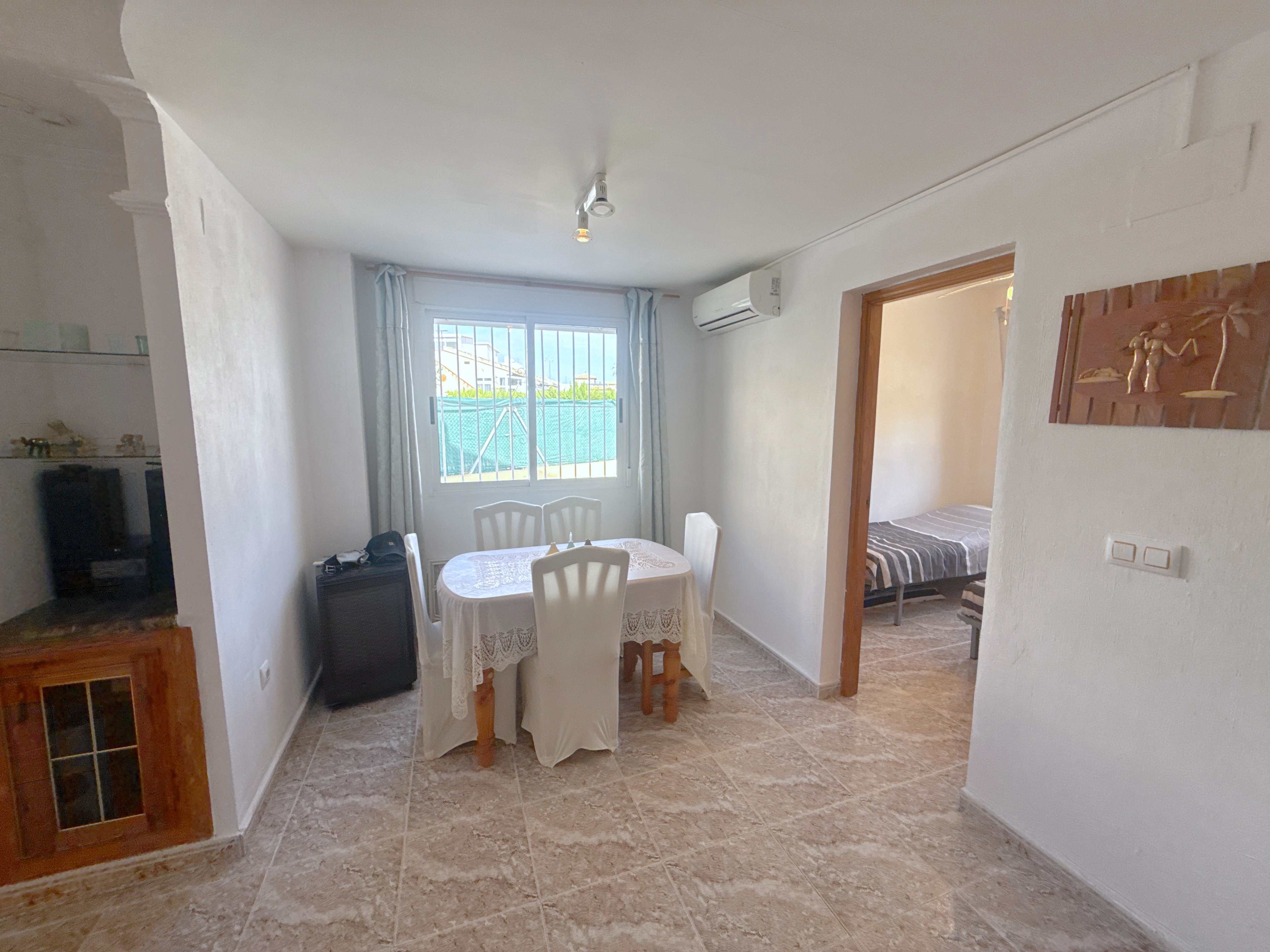 For sale - 3 Bedroom 2 Bathroom Townhouse in La Zenia -  - Orihuela Costa
