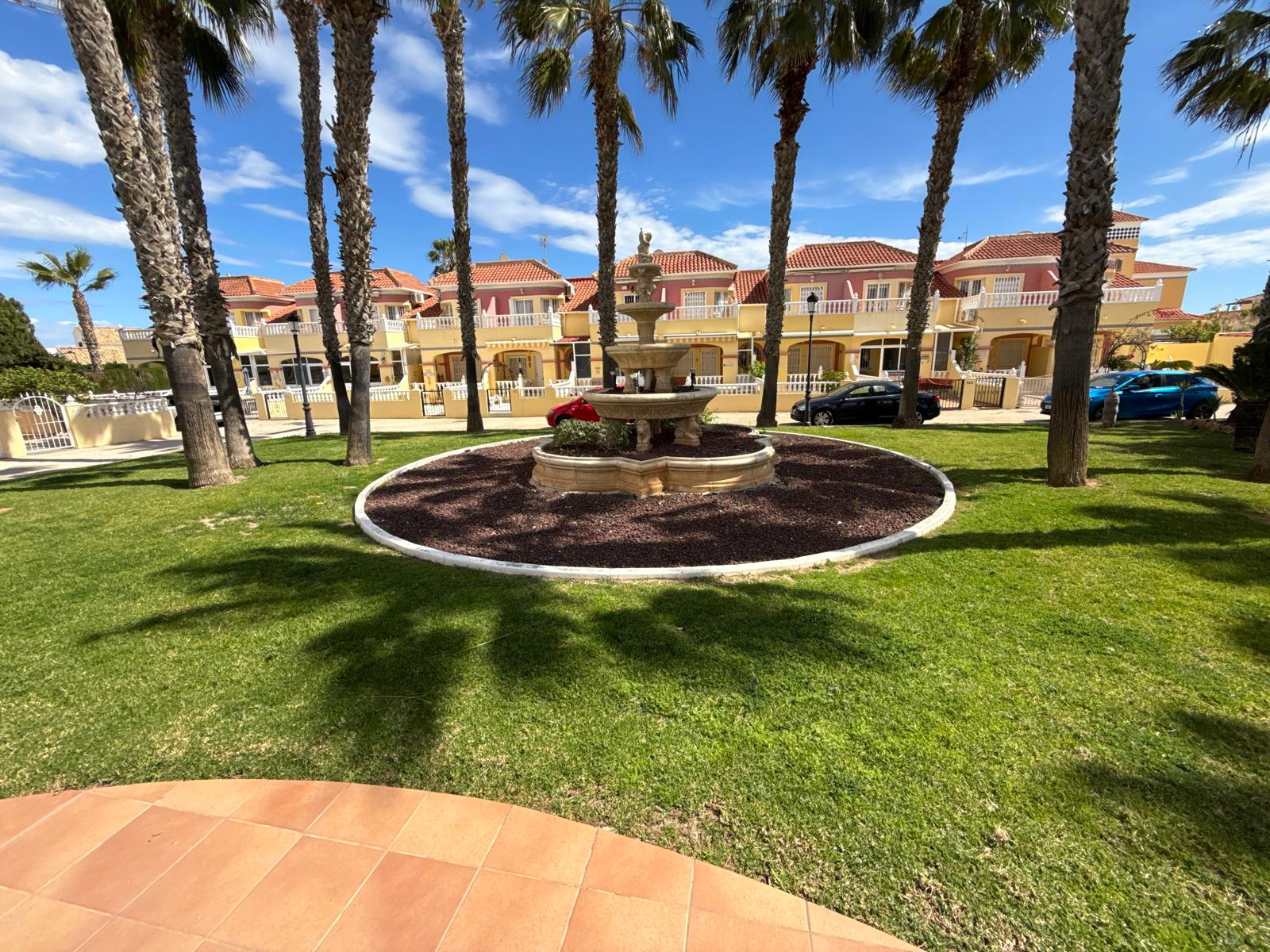 For sale - 3 Bedroom 2 Bathroom Townhouse in La Zenia -  - Orihuela Costa