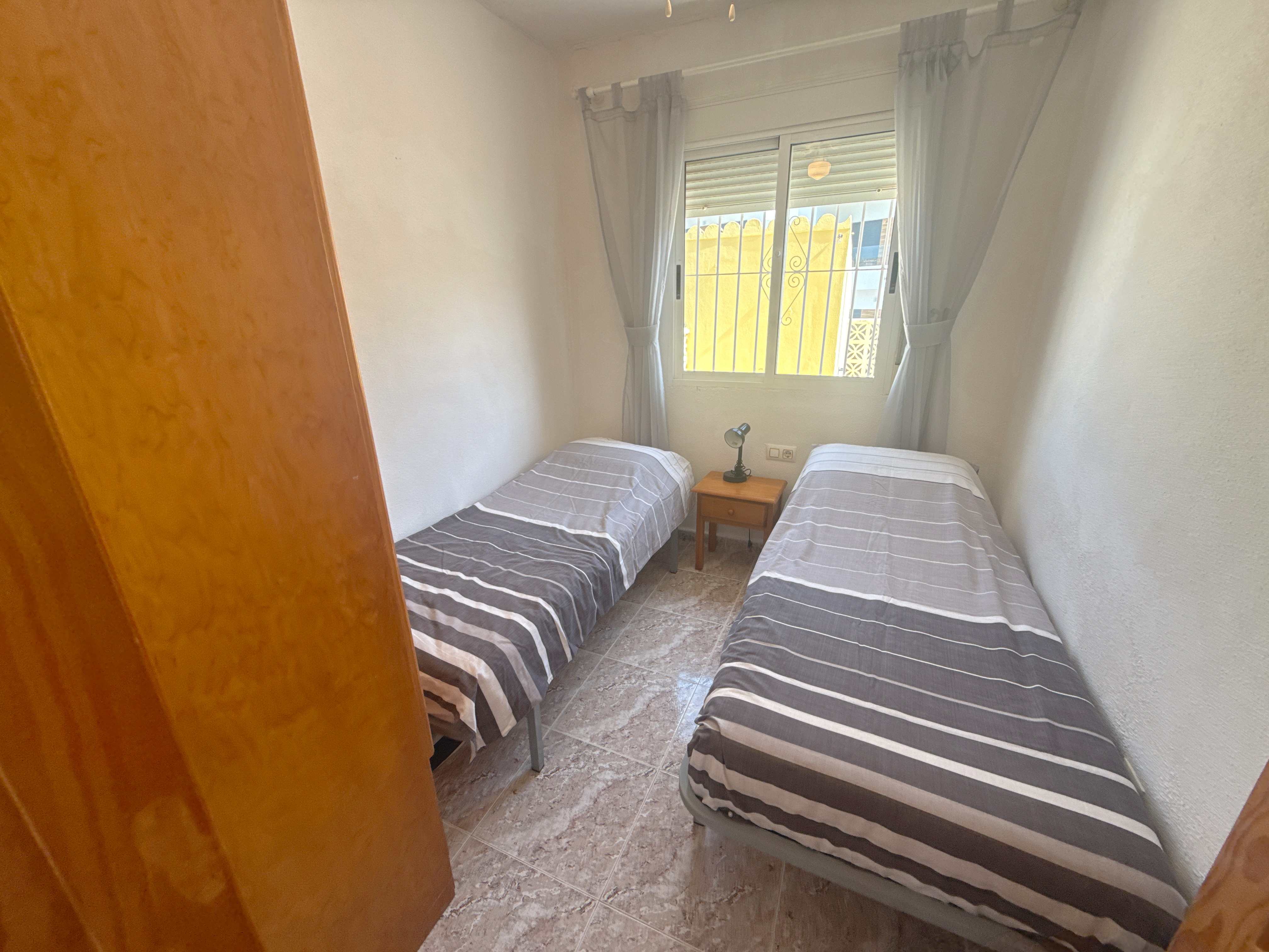 For sale - 3 Bedroom 2 Bathroom Townhouse in La Zenia -  - Orihuela Costa