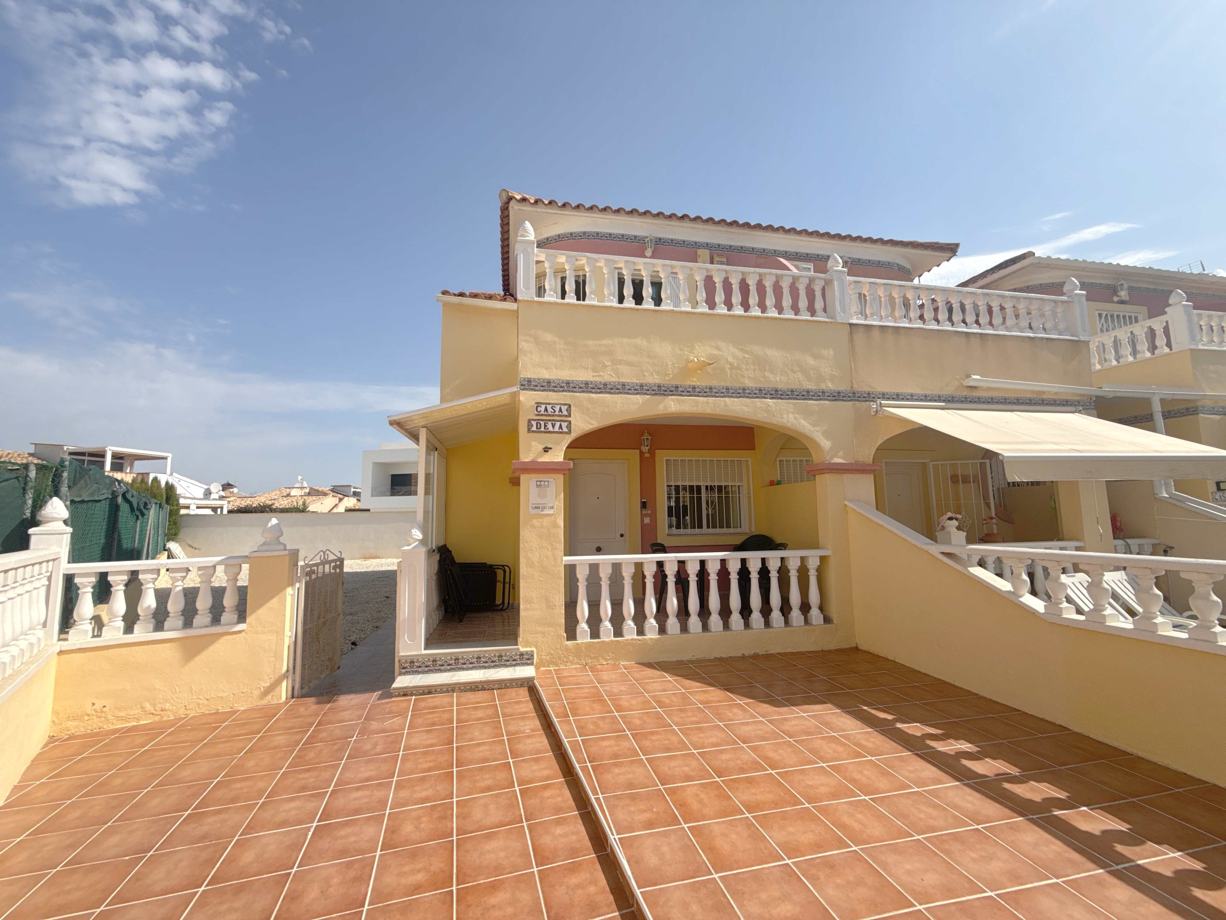 For sale - 3 Bedroom 2 Bathroom Townhouse in La Zenia -  - Orihuela Costa