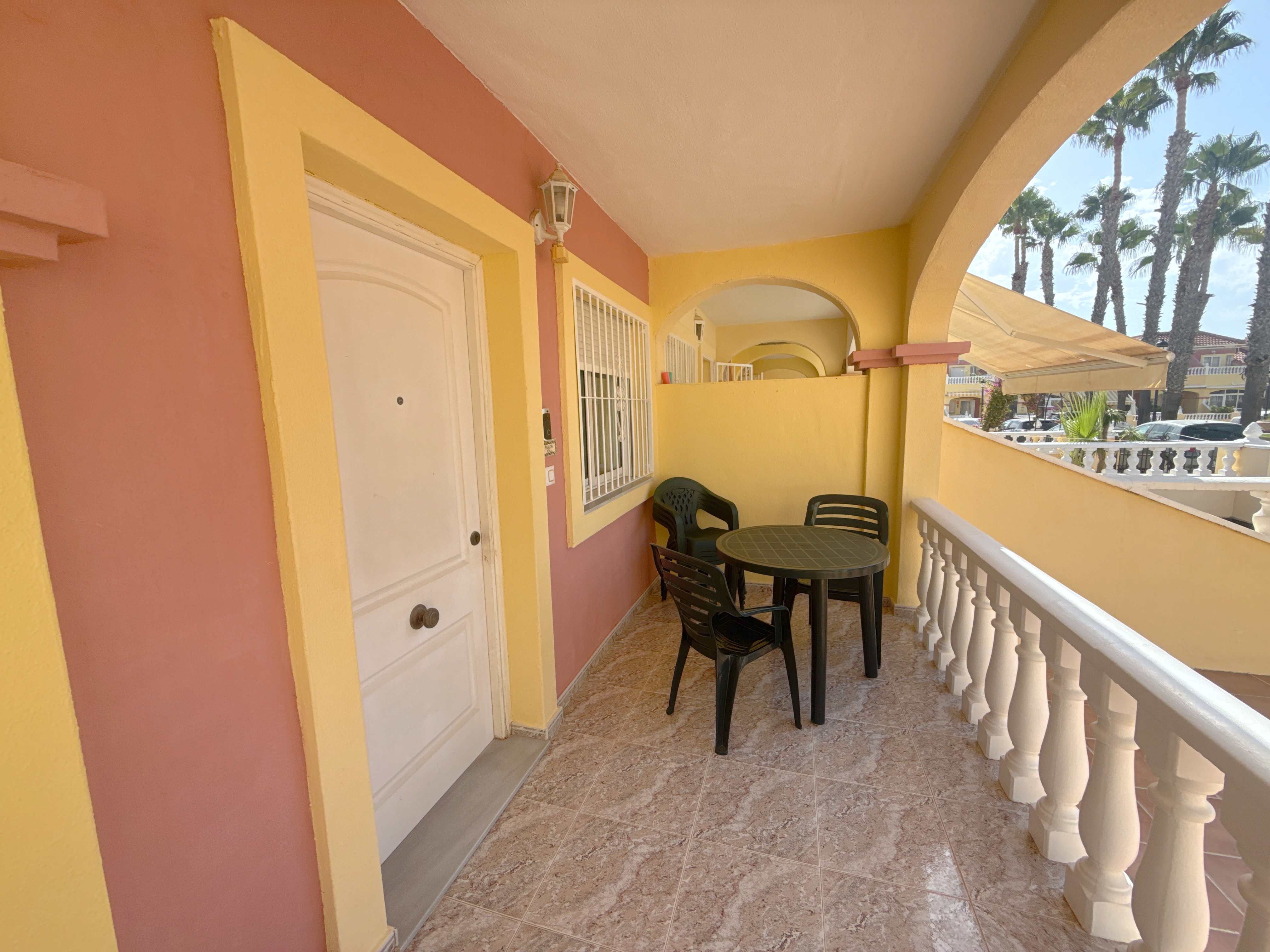 For sale - 3 Bedroom 2 Bathroom Townhouse in La Zenia -  - Orihuela Costa
